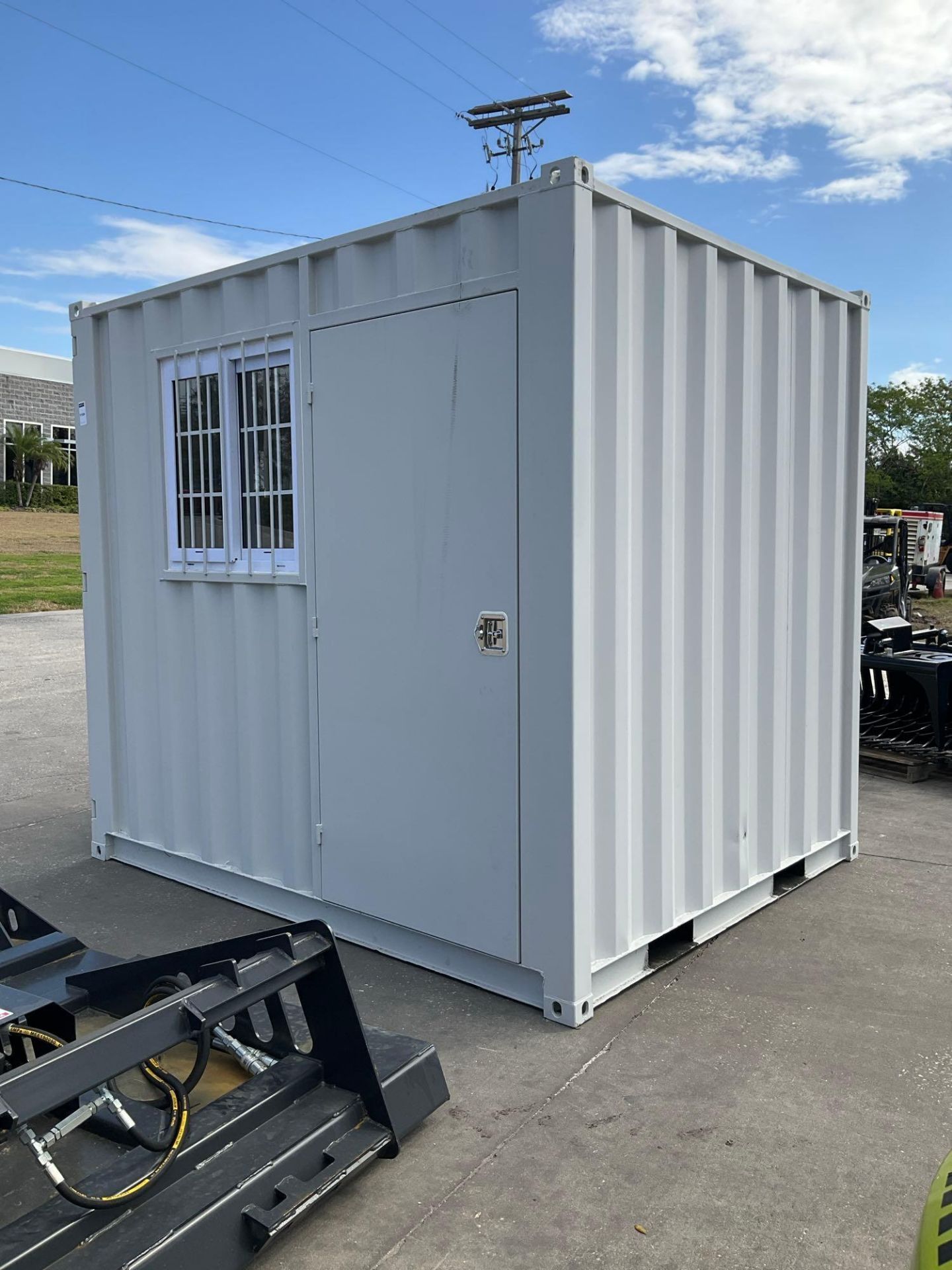 9' OFFICE / STORAGE CONTAINER, FORK POCKETS WITH SIDE DOOR ENTRANCE & SIDE WINDOW, APPROX 99'' T x - Image 3 of 11