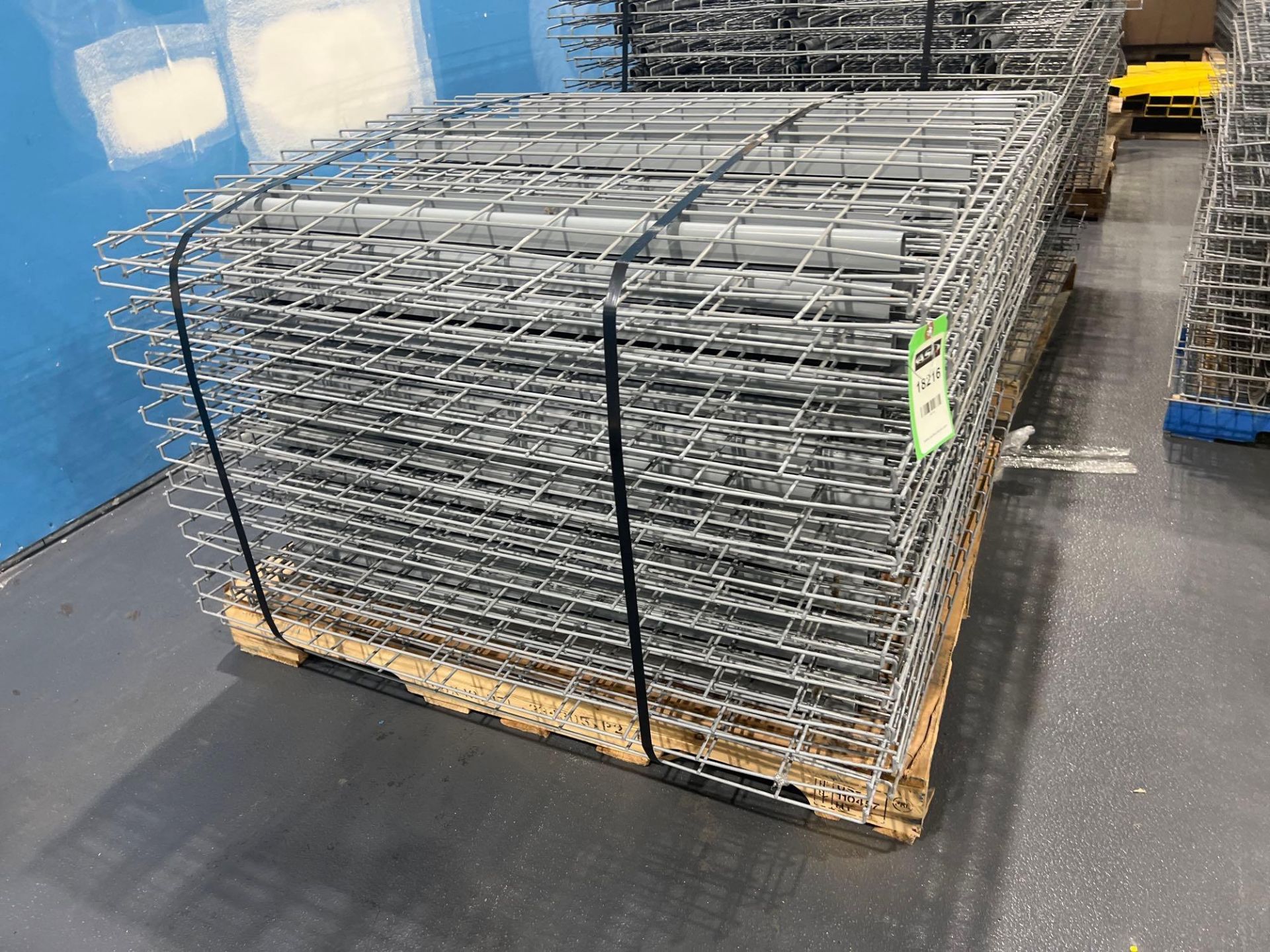 PALLET OF APPROX. 25 WIRE GRATES FOR PALLET RACKING, APPROX. DIMENSIONS 43" X 45" - Image 2 of 4