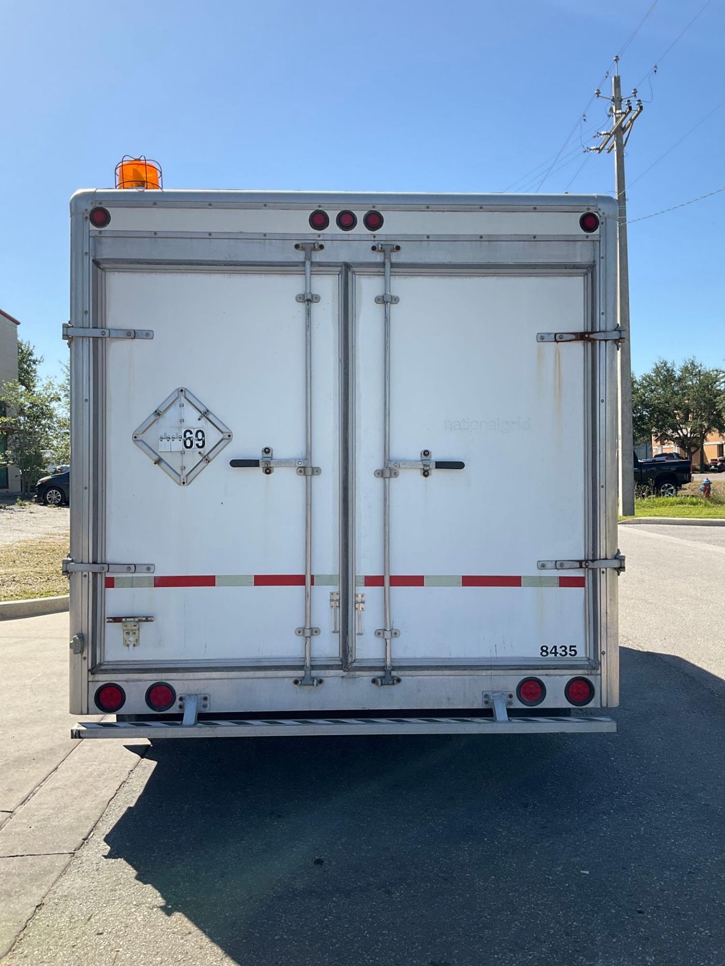 ROLLINGSTAR RS816 T/A ENCLOSED BATTERY TESTING CARGO TRAILER, APPROX GVWR 12,000, APPROX 16FT A - Image 47 of 49