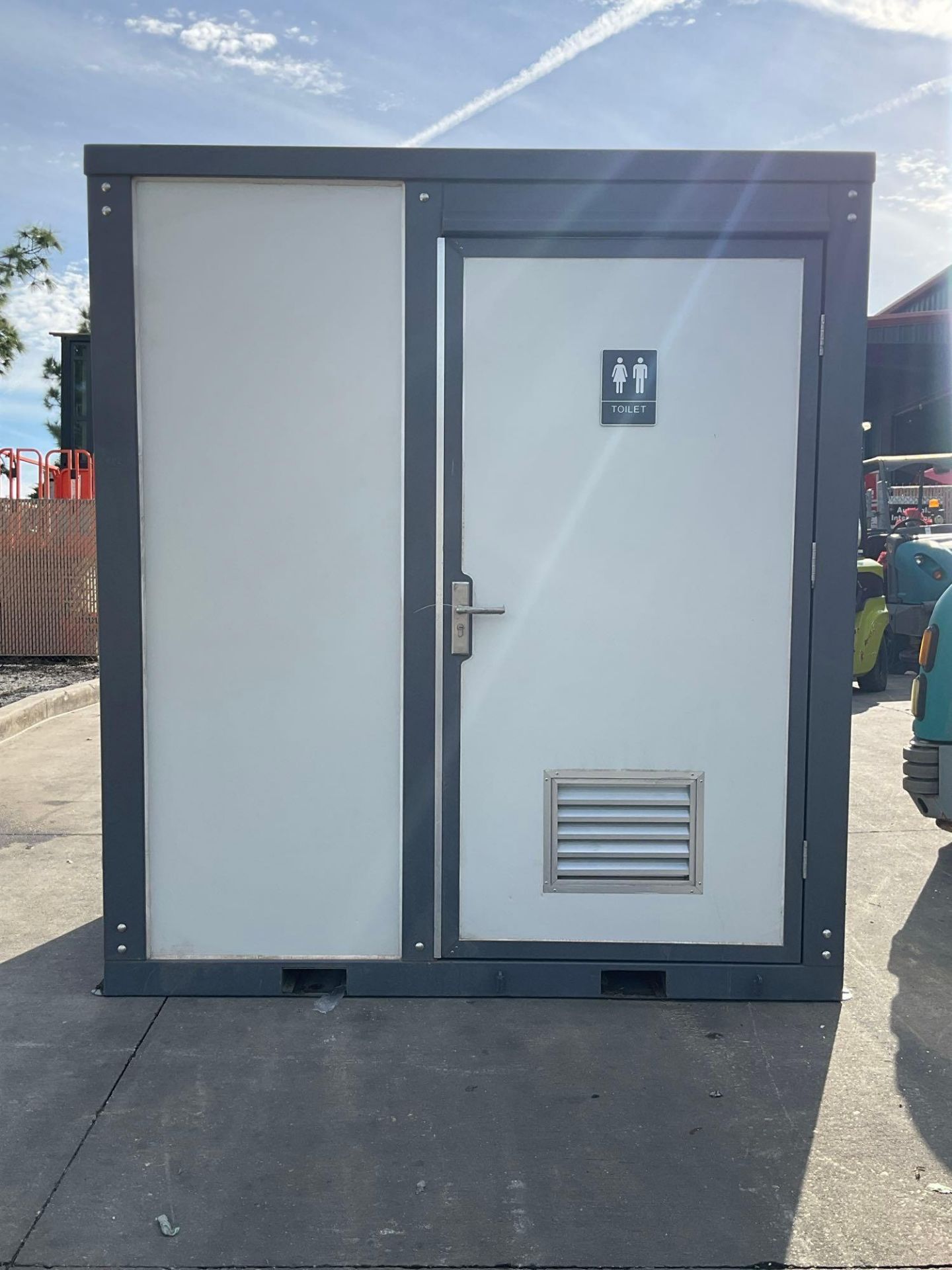 UNUSED PORTABLE HANDICAP BATHROOM UNIT WITH HANDICAP ACCESSIBLE, ELECTRIC & PLUMBING HOOK UP WITH... - Image 9 of 18