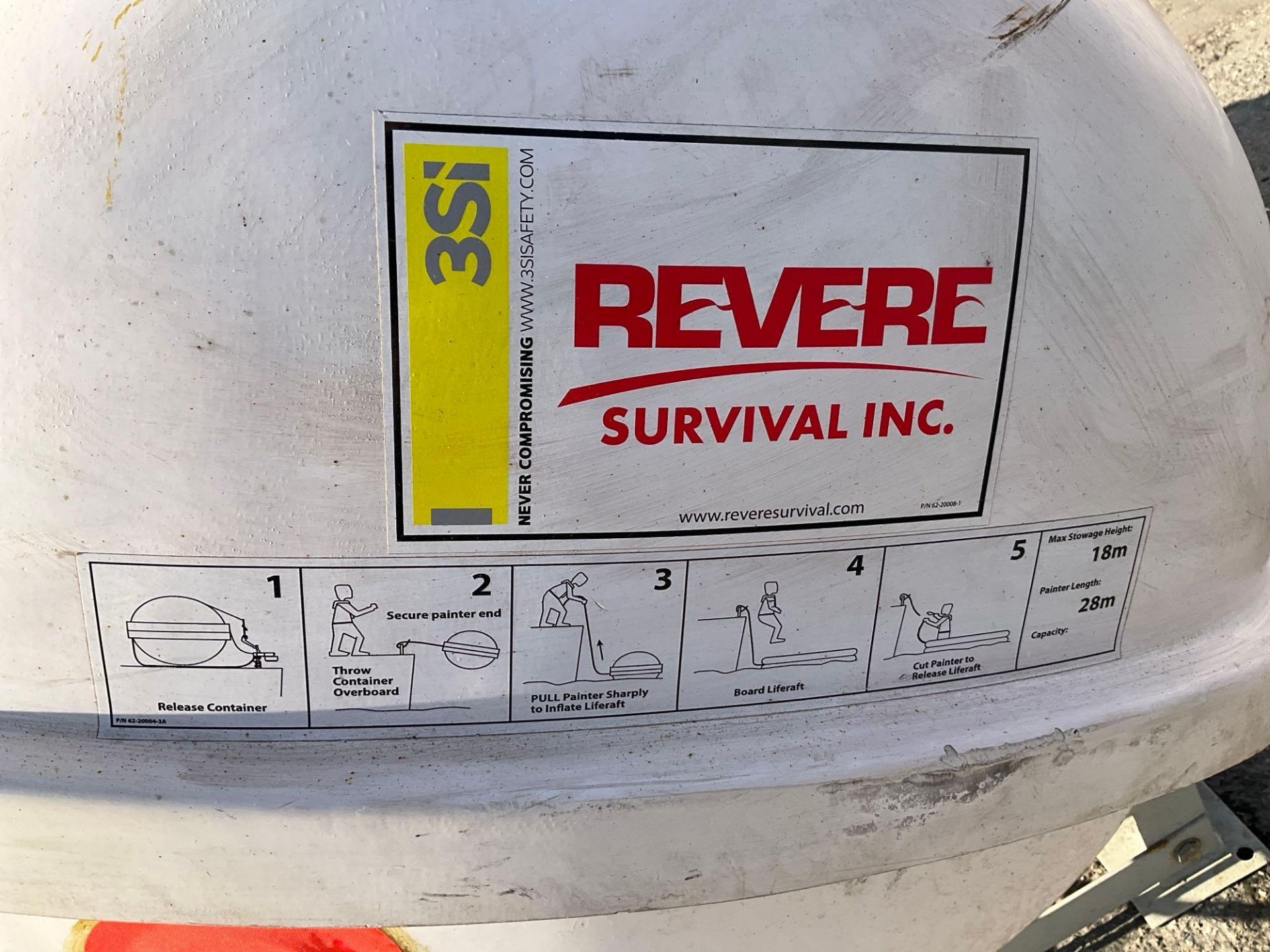 2018 REVERE SURVIVAL 3SI U.S.C.GAPPROVED THROW OVERBOARD LIFERAFT CO2 INFLATABLE MODEL SMLR-A 16I... - Image 5 of 12