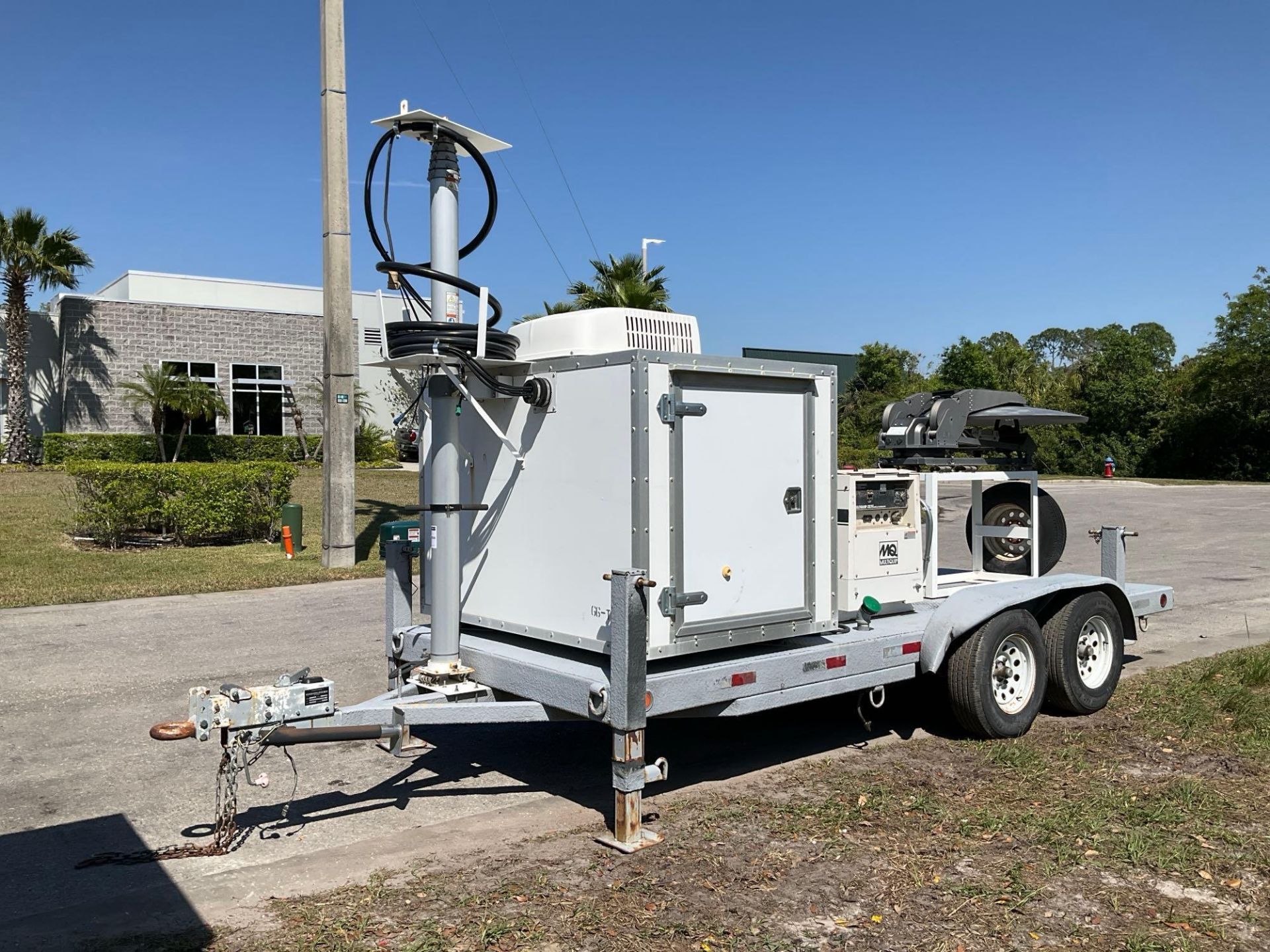 MOBILE SATELLITE TRL WITH MULTIQUIP 7000 DIESEL GENERATOR, ROOF TOP A/C, PNEUMATIC MAST,  AVL SAT...