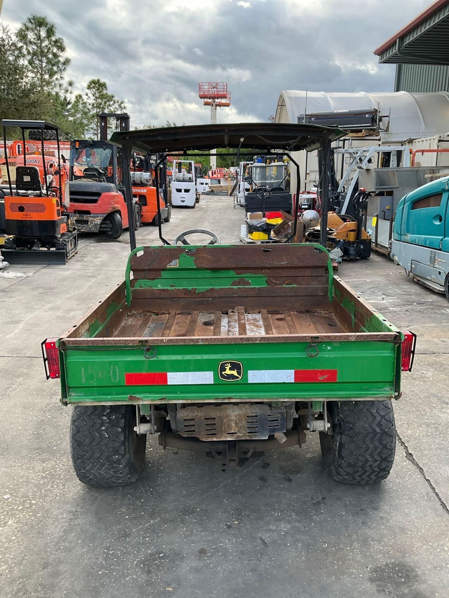 JOHN DEERE GATOR TX UTV, GAS POWERED, HYDRAULIC DUMP BED, HITCH, BILL OF SALE ONLY - Image 4 of 11