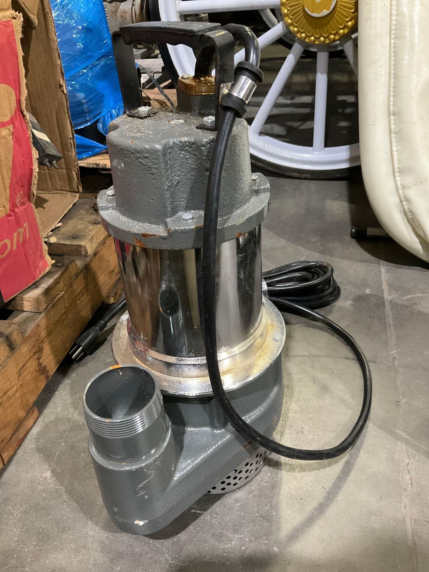 UNUSED 2" SUBMERSIBLE MUSTANG PUMP MP4800 - Image 3 of 4