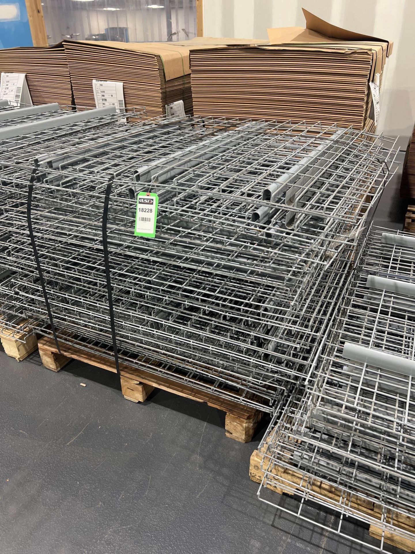 PALLET OF APPROX. 30 WIRE GRATES FOR PALLET RACKING, APPROX. DIMENSIONS 43" X 45" - Image 4 of 4