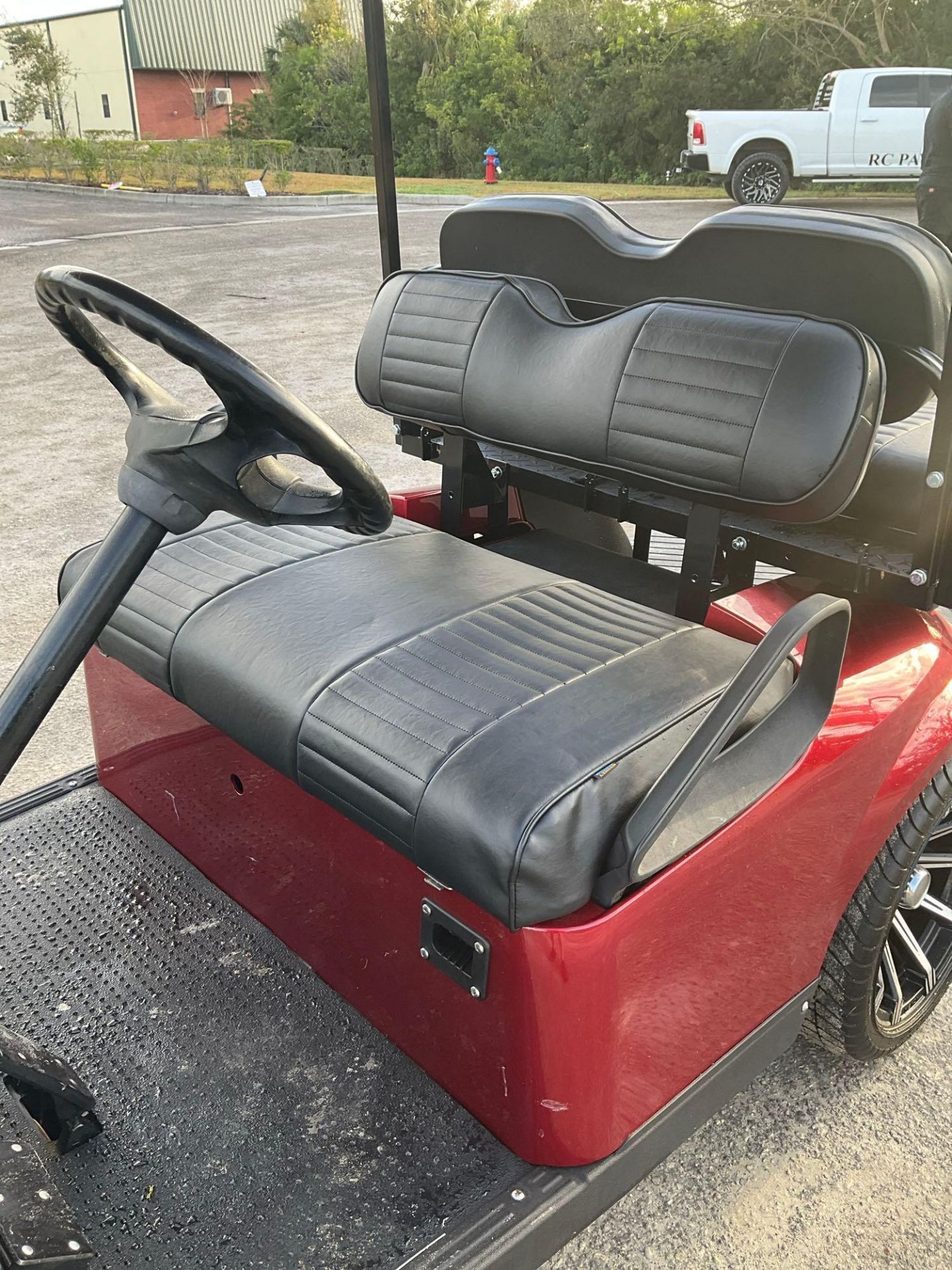 EZ-GO GOLF CART , ELECTRIC, BACK SEAT FOLD DOWN TO FLAT BED, BATTERY CHARGER INCLUDED, BILL OF SALE - Image 10 of 13
