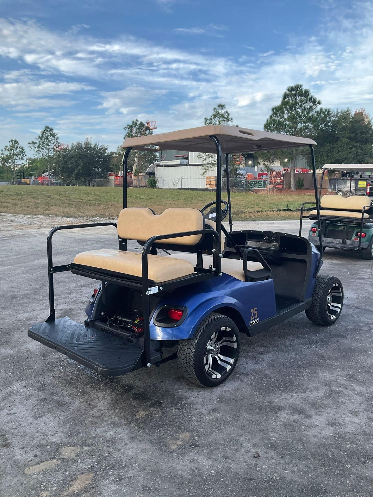 2019 EZ-GO TXT GOLF CART , CUSTOM RIMS, LIFT KIT, BACK SEAT FOLD DOWN TO FLAT BED, 36V BATTERY CH... - Image 7 of 15