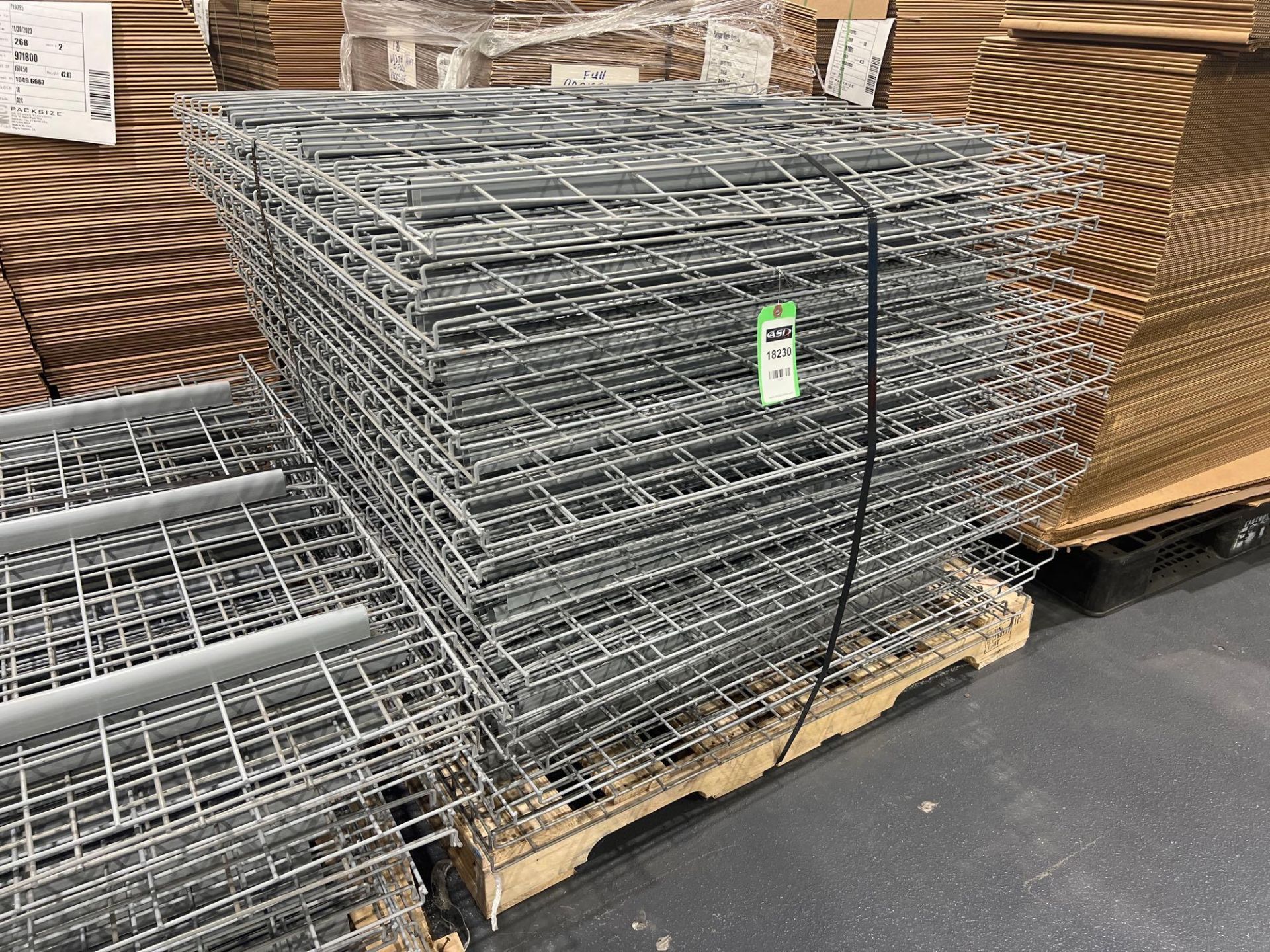 PALLET OF APPROX. 35 WIRE GRATES FOR PALLET RACKING, APPROX. DIMENSIONS 43" X 45" - Image 3 of 4