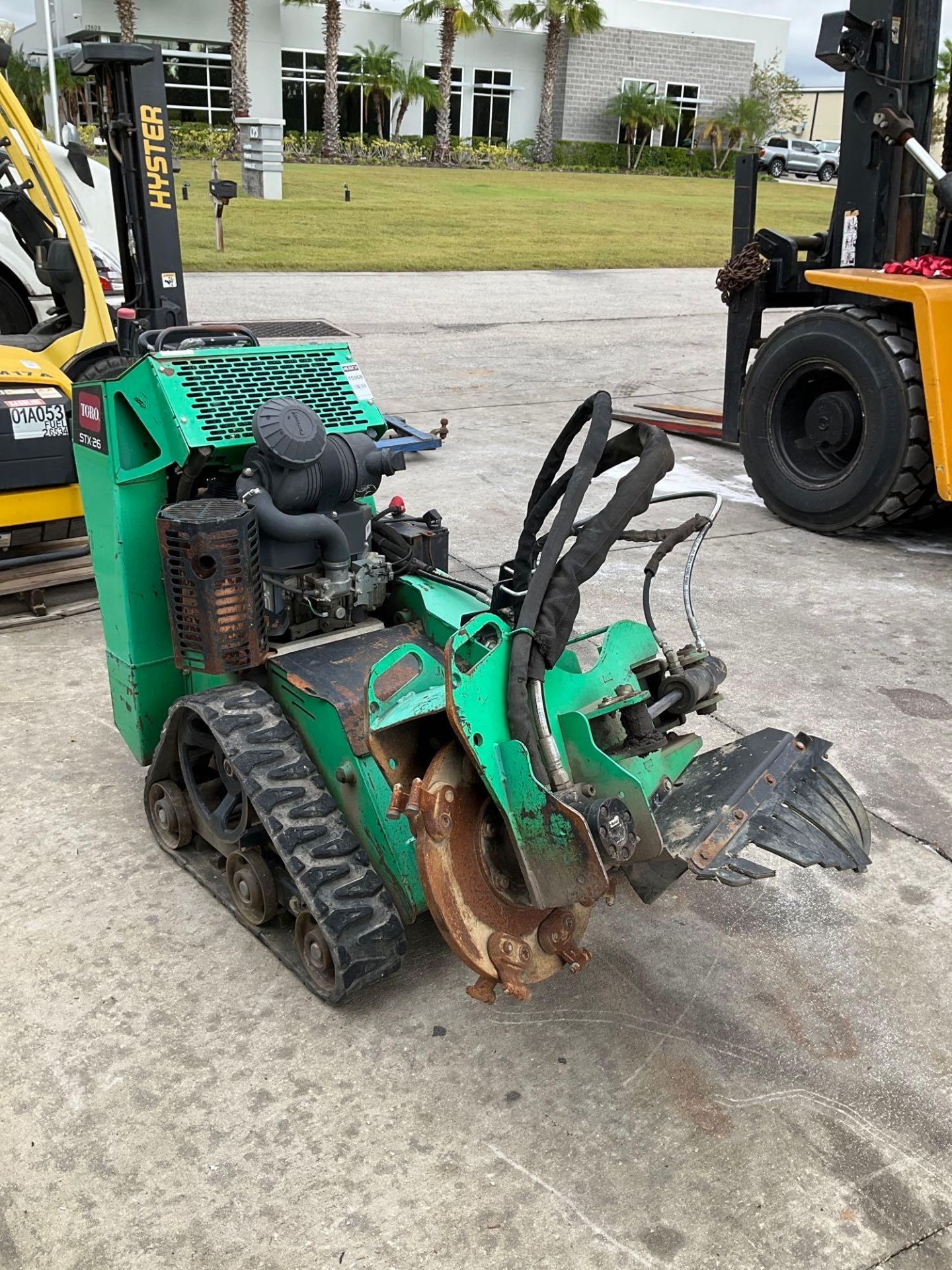 TORO STX-26 STUMP GRINDER MODEL 23208G, KAWASAKI MOTOR , RUBBER TRACKS, - Image 8 of 10