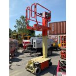 2017 JLG MAN LIFT MODEL 1230ES, ELECTRIC, APPROX MAX PLATFORM HEIGHT 12FT, NON MARKING TIRES, BUILT