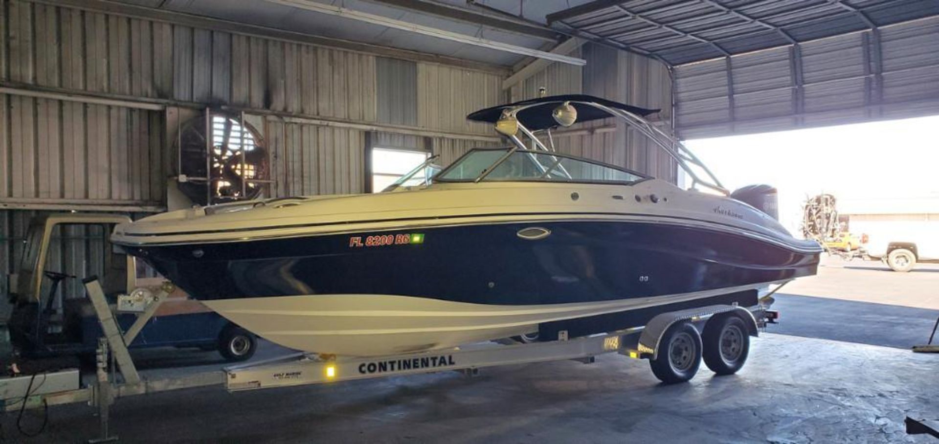 2014 HURRICANE SUNDECK 2699 BOAT WITH 2023 CONTINENTAL TRAILER & 2014 YAMAHA - Image 45 of 47