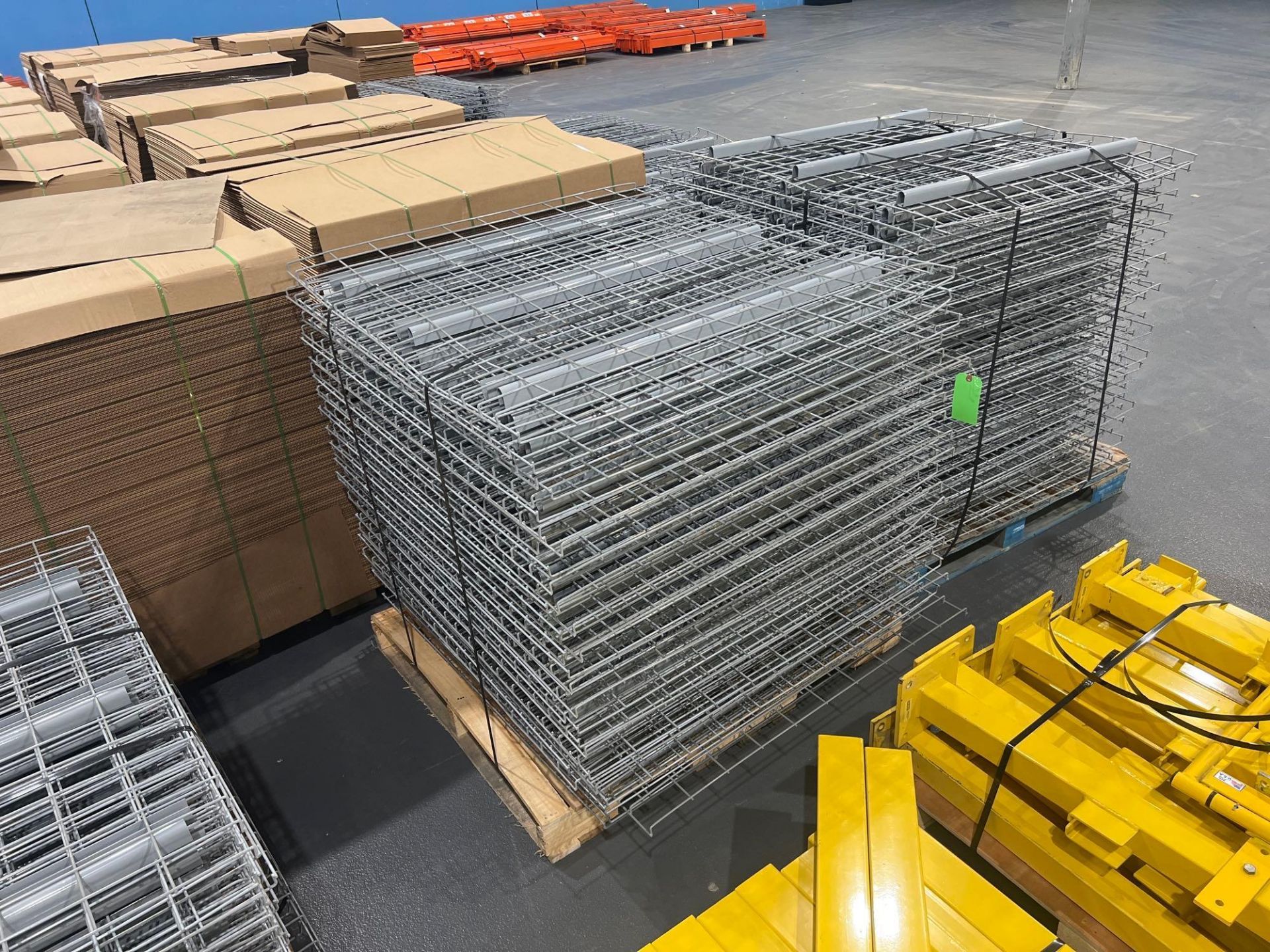 PALLET OF APPROX. 44 WIRE GRATES FOR PALLET RACKING, APPROX. DIMENSIONS 43" X 45" - Image 3 of 4