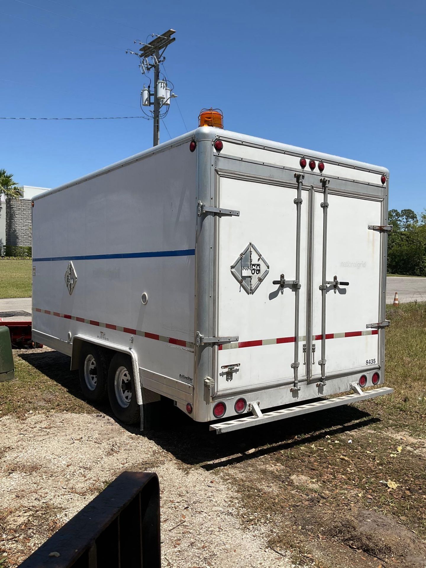 ROLLINGSTAR RS816 T/A ENCLOSED BATTERY TESTING CARGO TRAILER, APPROX GVWR 12,000, APPROX 16FT A - Image 9 of 49