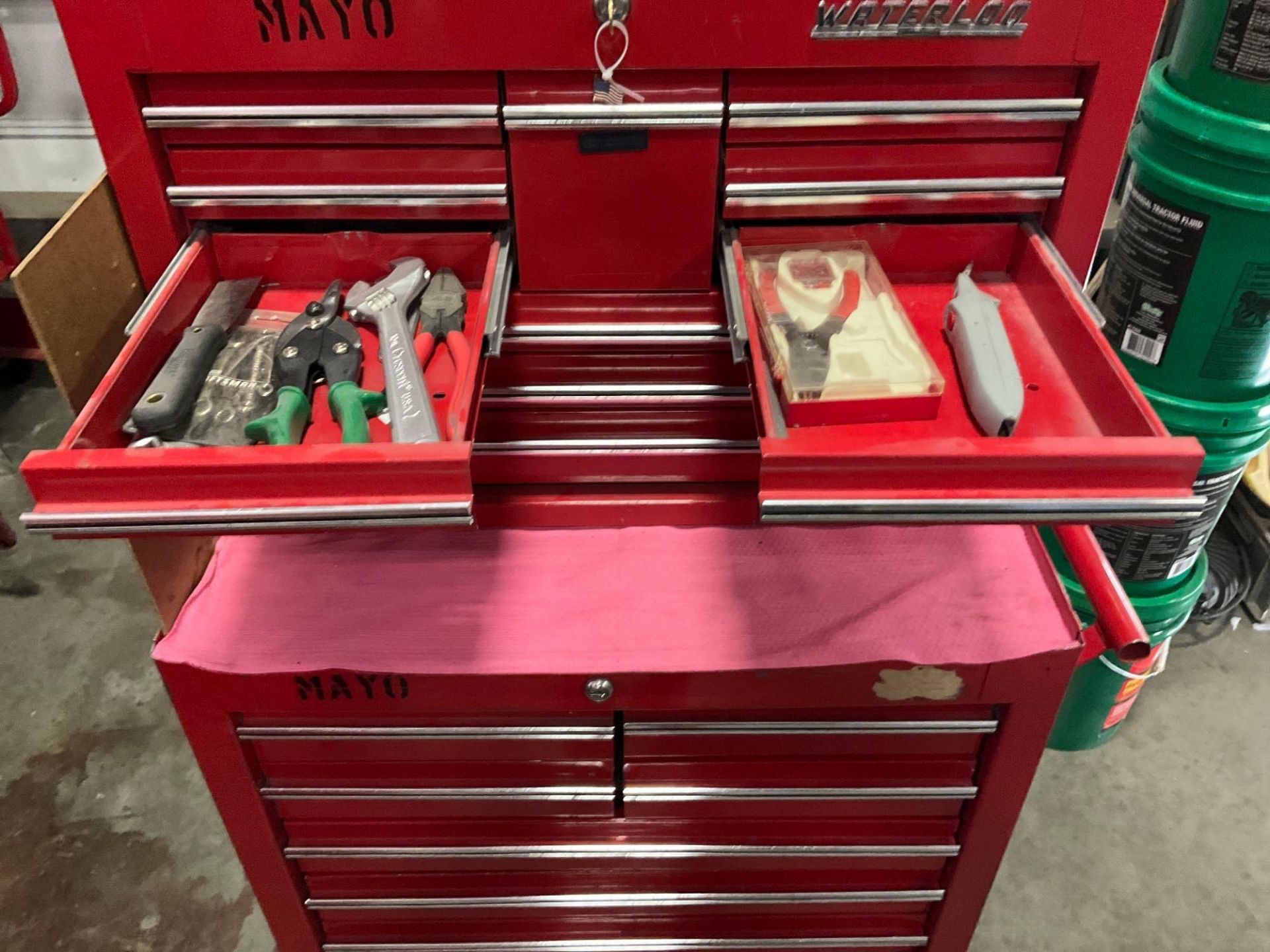 WATERLOO INDUSTRIAL PARTS CABINET / TOOL BOX ON WHEELS WITH CONTENTS , APPROX 30€ W x 18€ L x 6... - Image 7 of 17