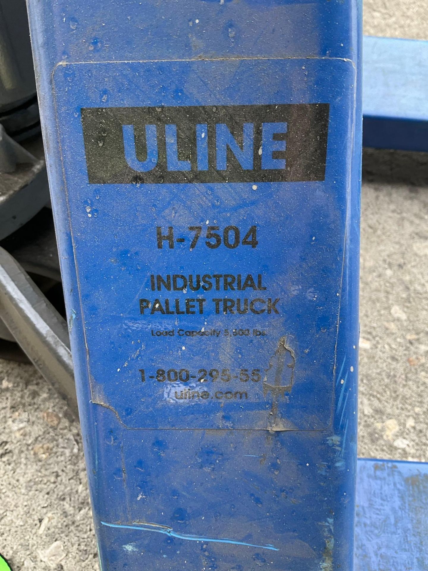 ULINE H7504 HYDRAULIC PALLET JACK, APPROX MAX CAPACITY 5500LBS - Image 9 of 10