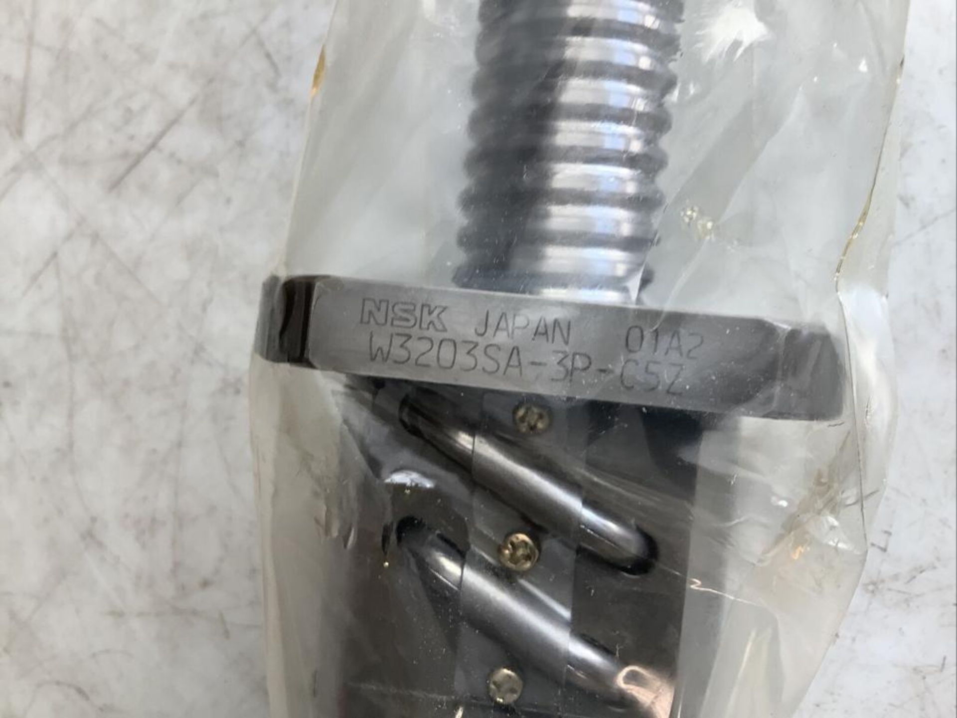 NSK W3203SA-3P-C5Z6 BALL SCREW - Image 4 of 6