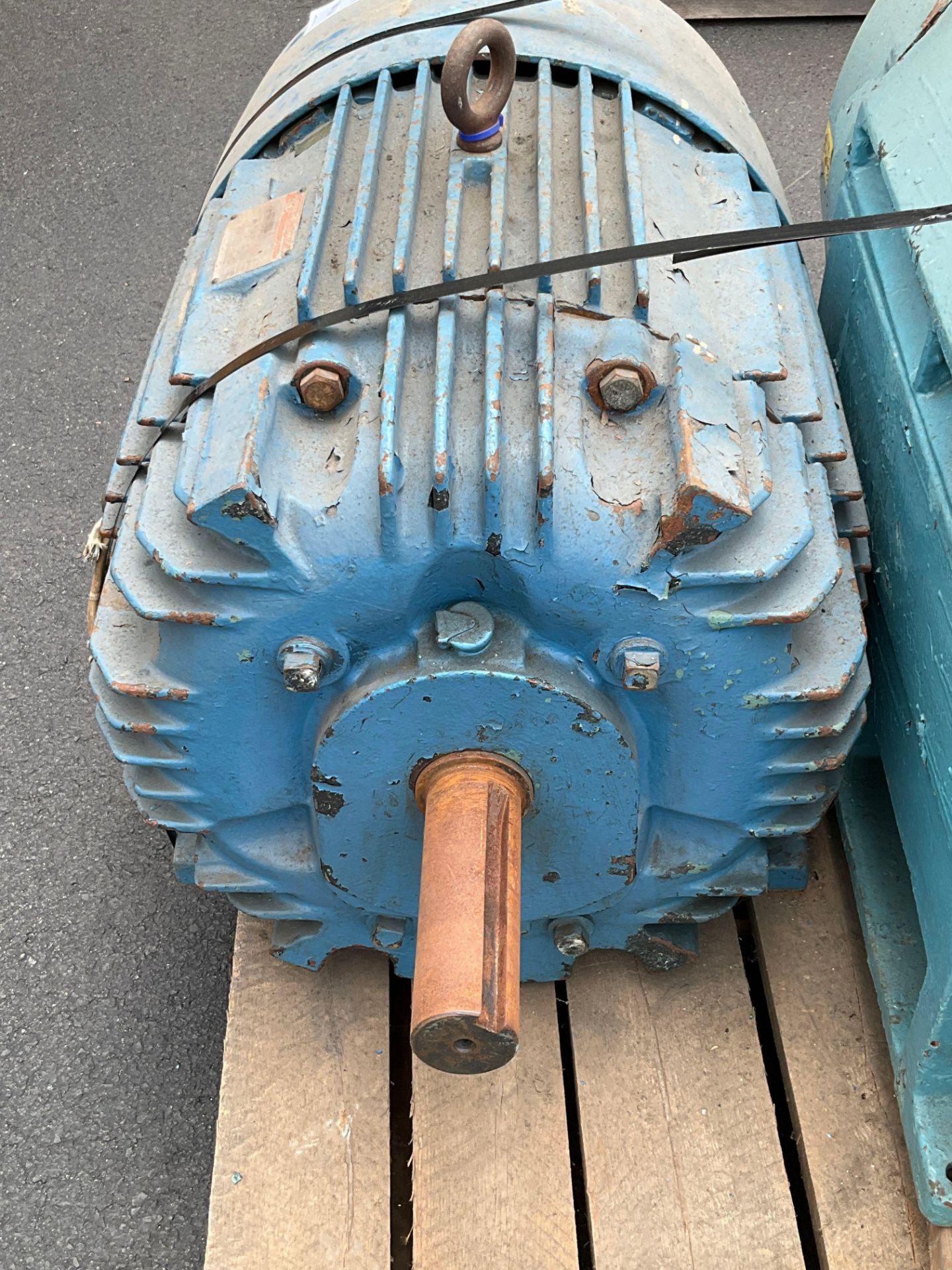 GENERAL ELECTRIC TRI 55 CLAD INDUCTION MOTOR MODEL 5K4405B2Y17, 60 HP, 1770 RPM, 208-220/440 V, 3 - Image 4 of 8