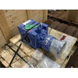 SUMITOMO LHYJS-4A105Y-Y1-305 SPEED REDUCER 305:1 1750RPM 7660 0.758HP