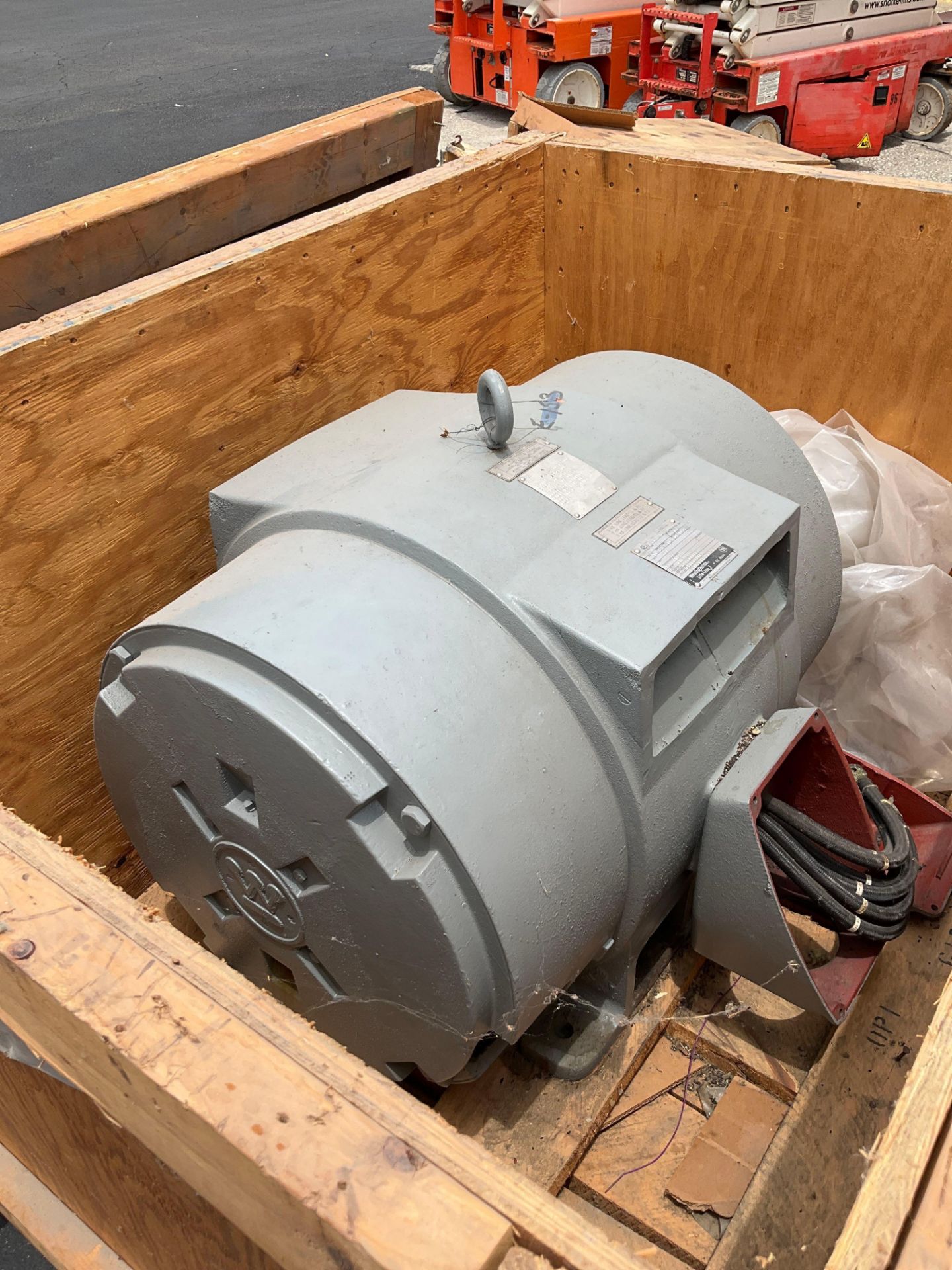 WESTINGHOUSE LIFE-LINE T AC MOTOR MODEL...TBDP, MOTOR STYLE 81C35752, 60 HZ, 250 HP, 1775 RPM, 46... - Image 2 of 7