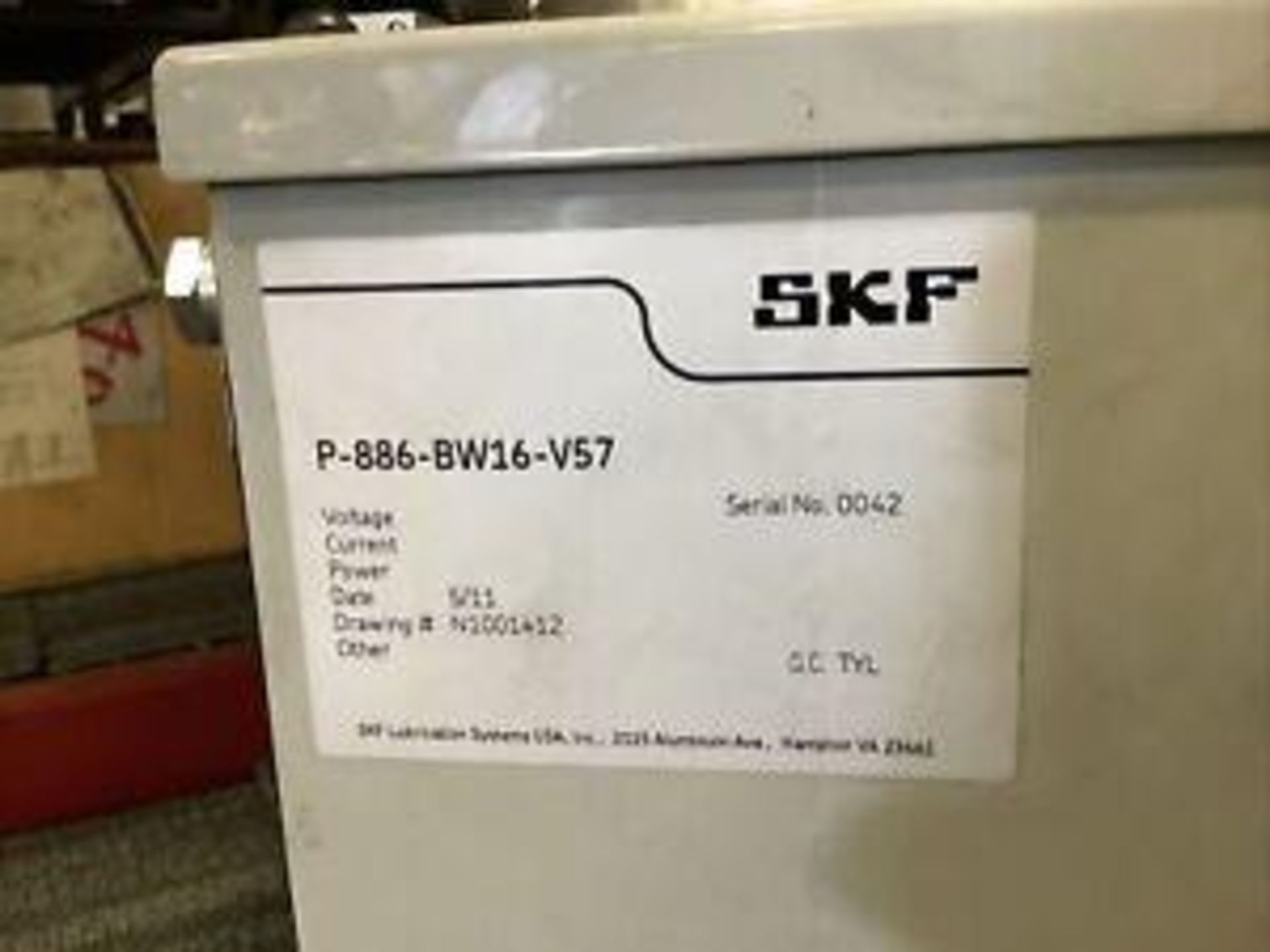 SKF P-886-BW16-V57 LUBRICATION PUMP - Image 5 of 6