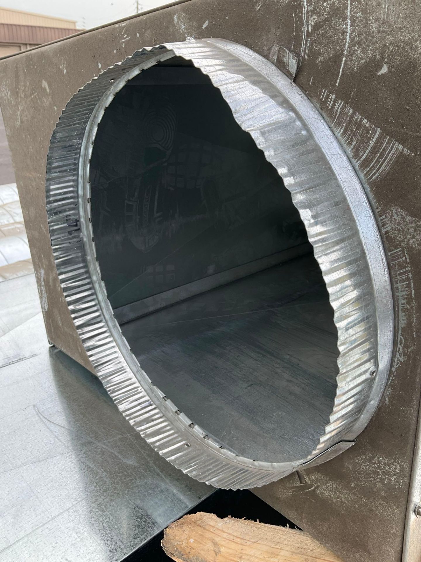 ASSORTED HVAC DUCT - Image 18 of 20