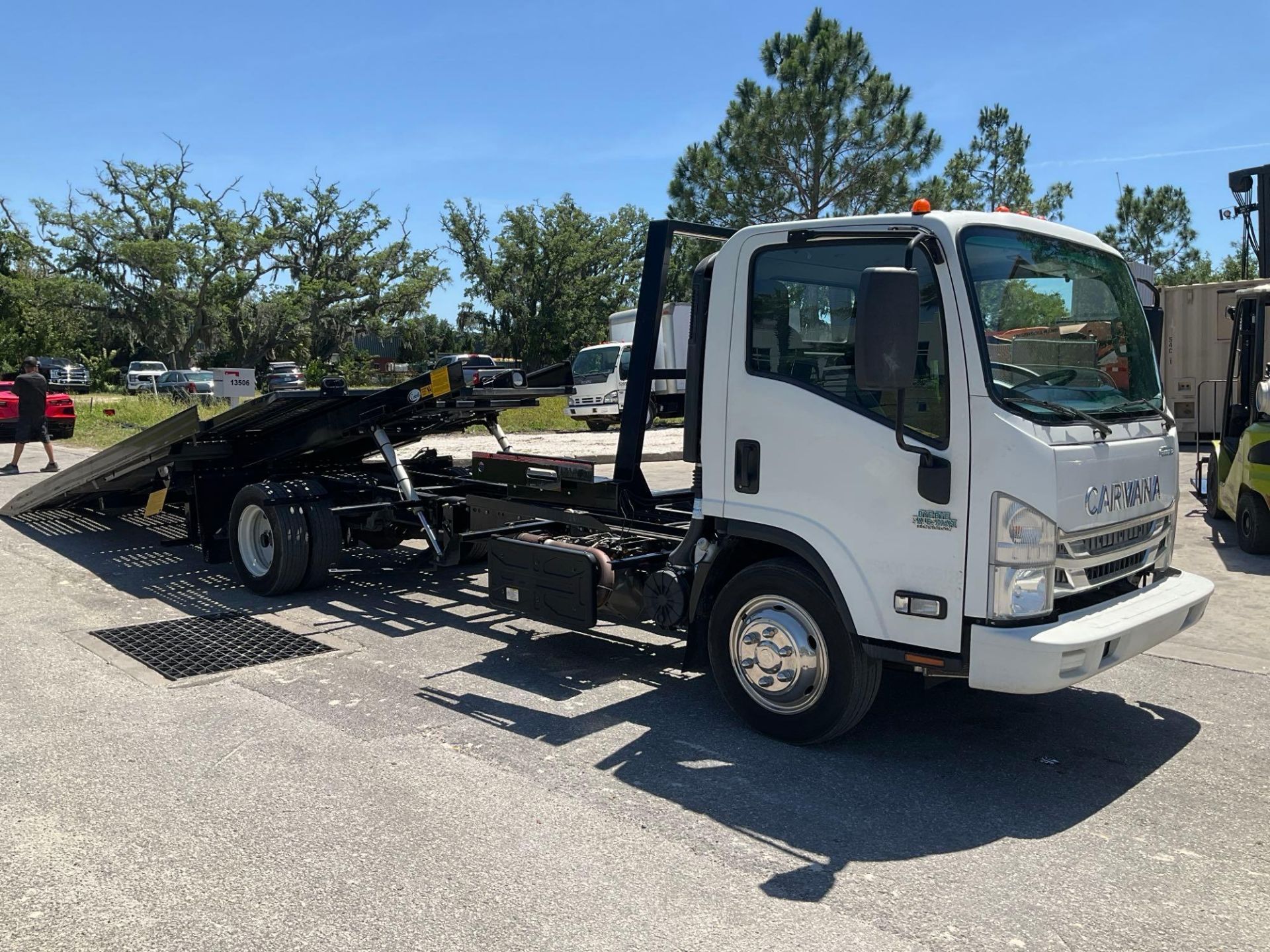 2021 ISUZU NQR ROLLBACK TRUCK, DIESEL, COTTRELL BED APPROX 251" L, NON CDL TRUCK, GVWR19500, FLEET - Bild 25 aus 27