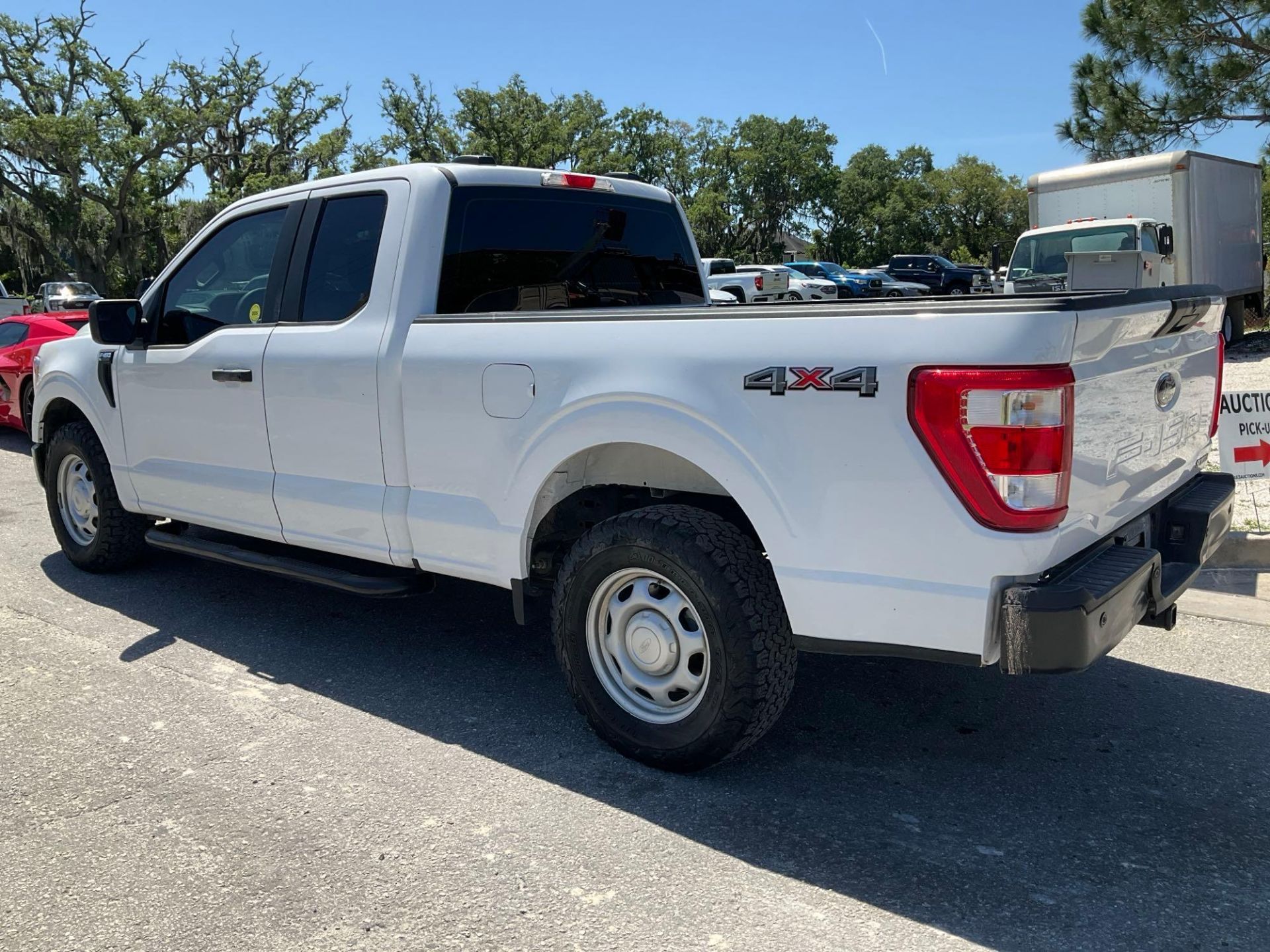 2022 FORD F-150 XL PICKUP TRUCK, GAS POWER AUTOMATIC,APPROX GVWR7050, 4X4, POWER LOCKS & WINDOWS , - Image 10 of 30