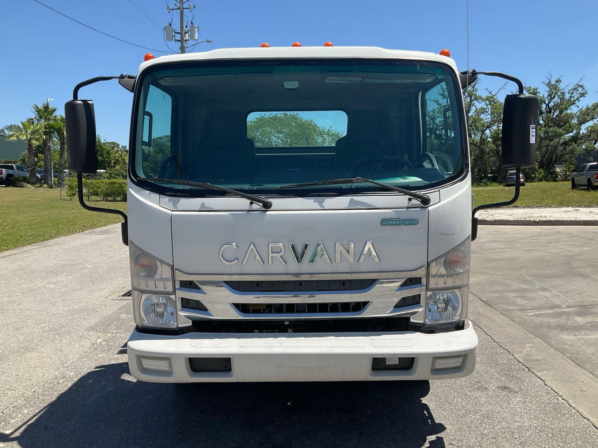 2021 ISUZU NQR ROLLBACK TRUCK, DIESEL, COTTRELL BED APPROX 251" L, NON CDL TRUCK, GVWR19500, FLEET - Bild 9 aus 27