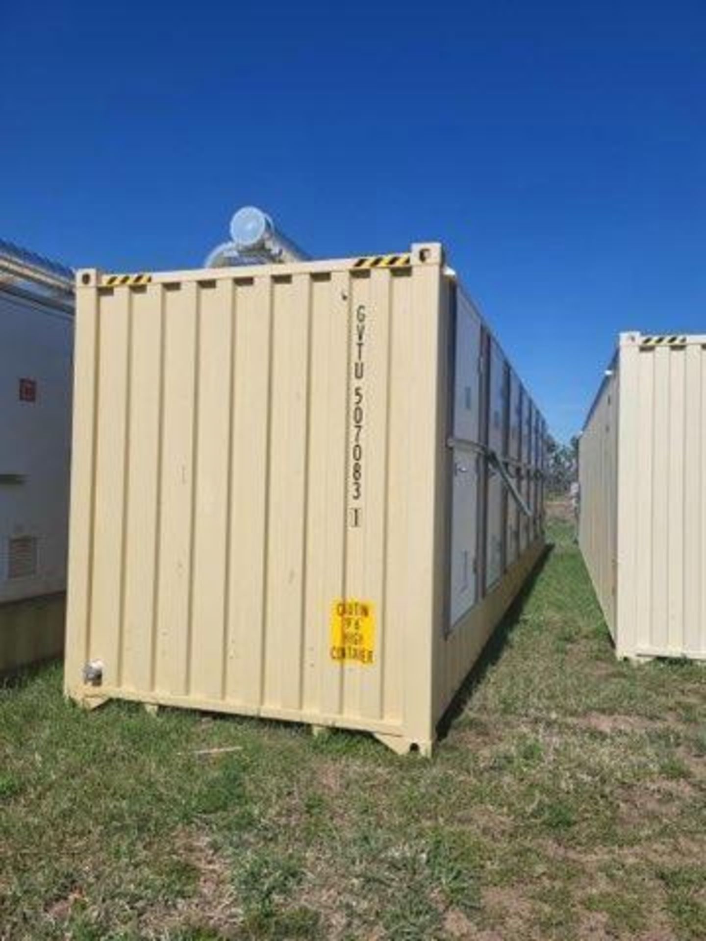 NEW/UNUSED BATHROOM/SHOWER CONTAINERS - Image 3 of 13