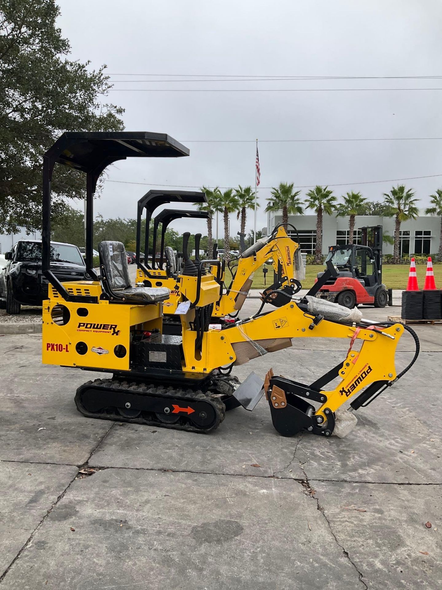 UNUSED 2023 POWER X HYDRAULIC CRAWLER EXCAVATOR MODEL PX10-L , GAS POWERED,RUBBER TRACKS, BUCKET - Image 6 of 13