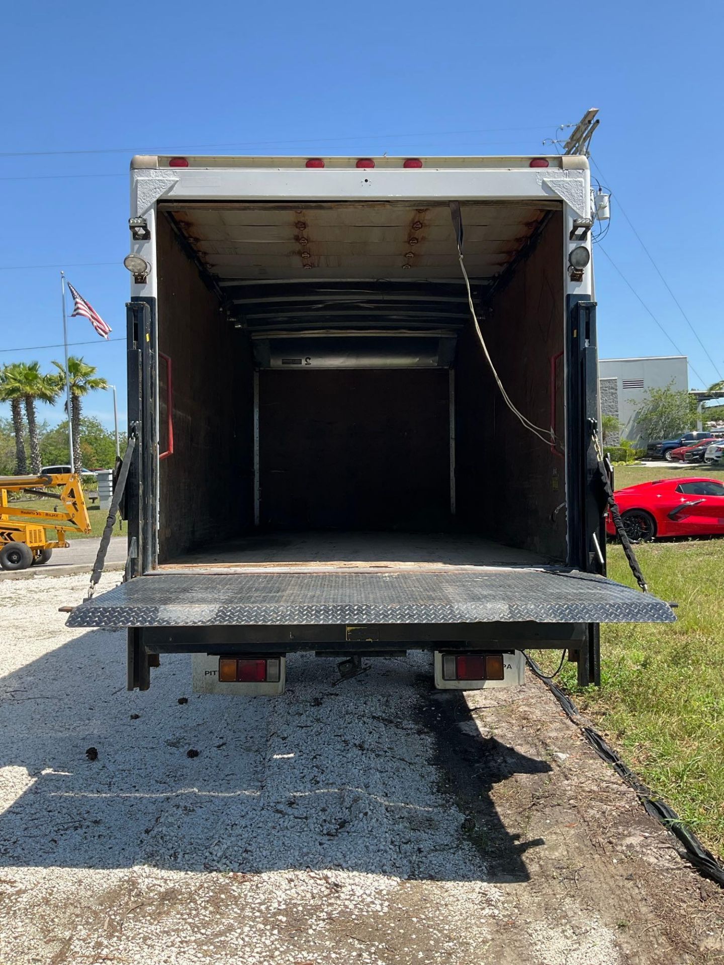 2007 ISUZU NPR BOX TRUCK, DIESEL AUTOMATIC, APPROX GVWR 14,500LBS, BOX BODY APPROX 16FT, POWER LO... - Image 23 of 23