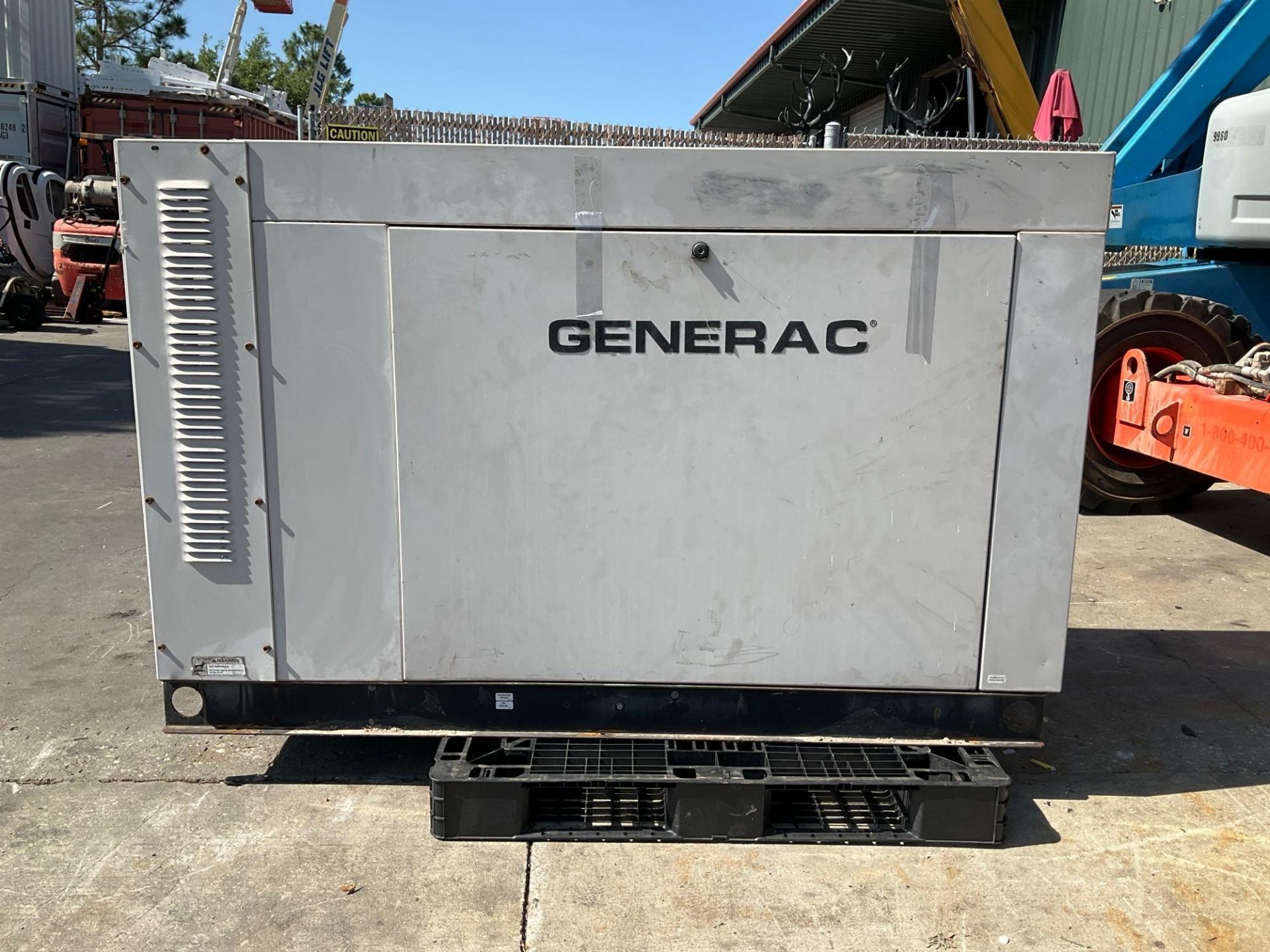 GENERAC30KW GENERATOR , LP / NG POWER, LOW HRS (313 SHOWING), RUNS AND OPERATES - Image 2 of 8