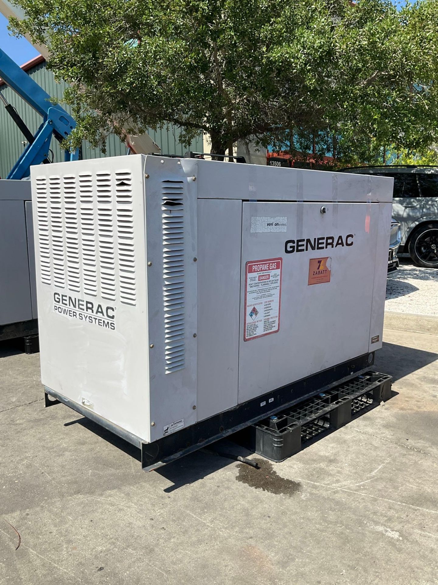 GENERAC 30KW GENERATOR , LP / NG POWER, RUNS AND OPERATES - Image 5 of 8