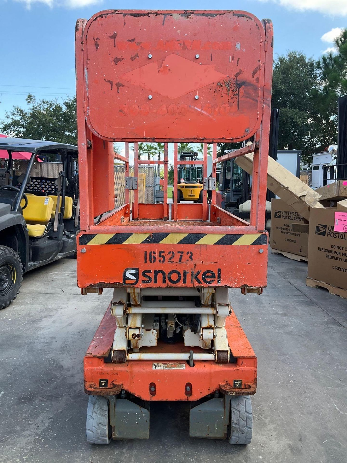 2015 SNORKEL SCISSOR LIFT MODEL S3219E ANSI , ELECTRIC, APPROX MAX PLATFORM HEIGHT 19FT, NON MARK... - Image 4 of 12