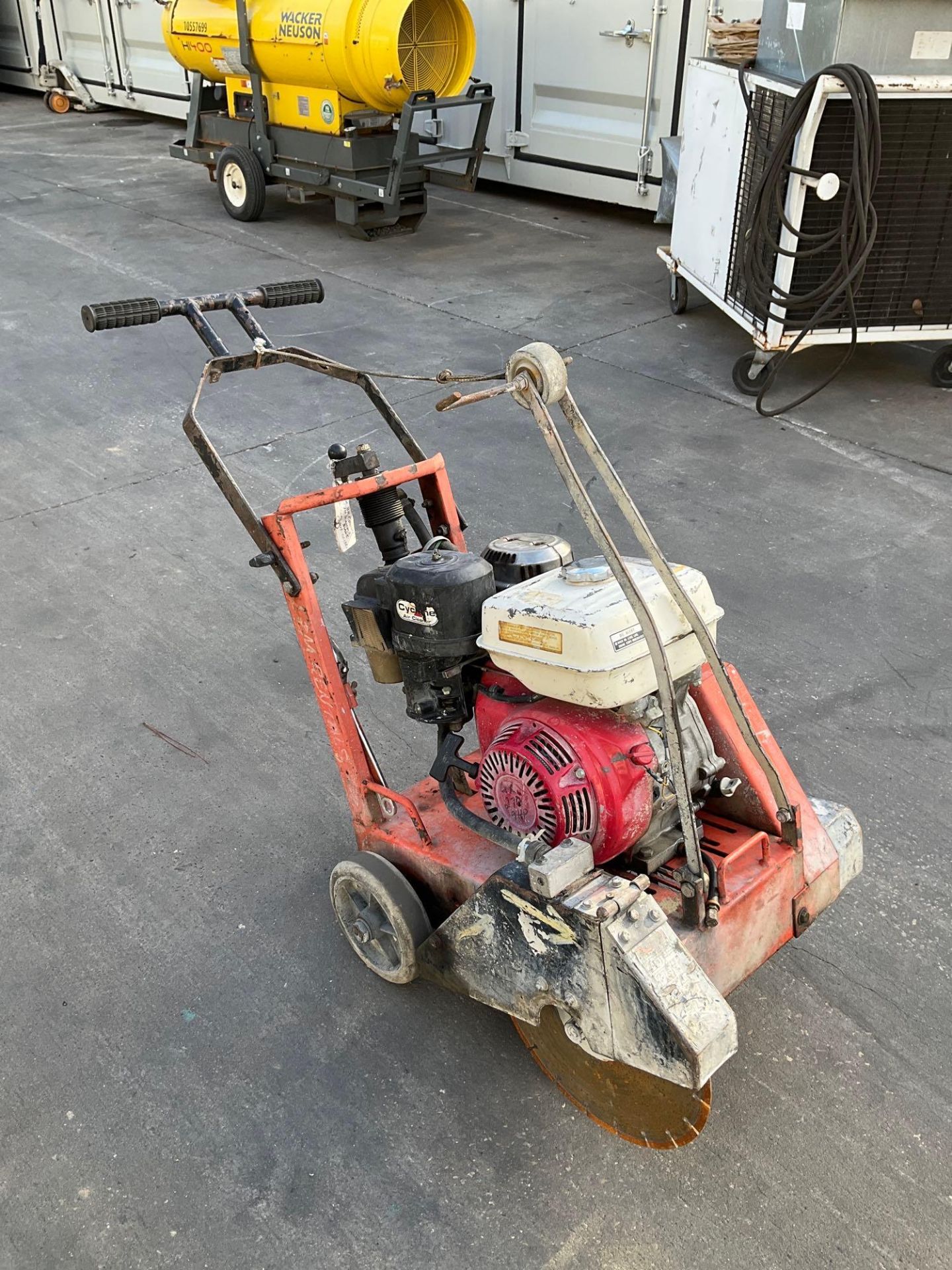 2014 DIAMOND PRODUCTS CC1300 14" ROAD SAW 8HP HONDA GAS, RUNS