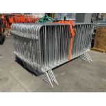 UNUSED 36PCS GALVANIZED CONSTRUCTION SITE / CROWD CONTROL FENCE/BARRICADES, APPROX 4FT x 8FT