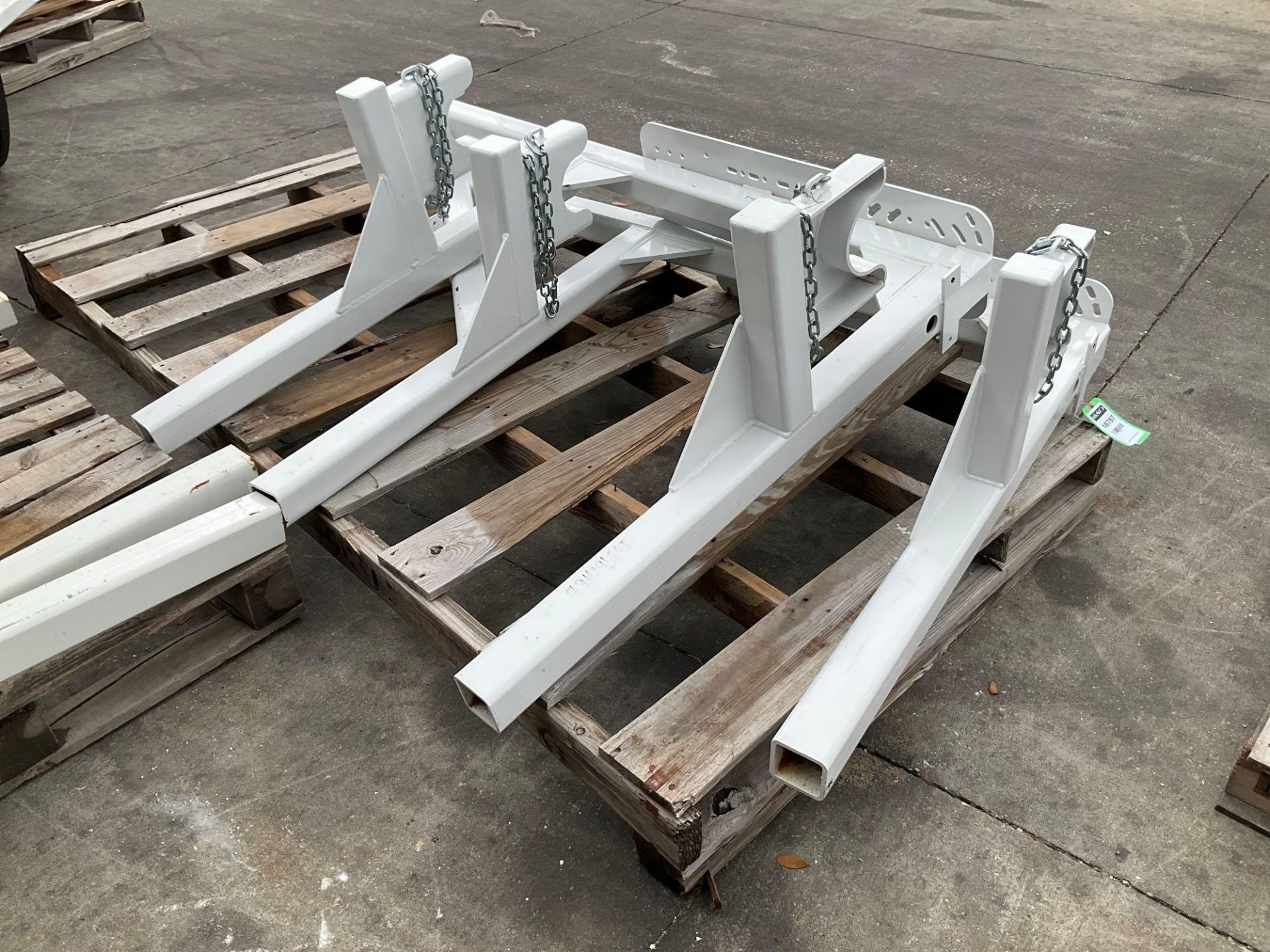 ( 2 ) HEAVY DUTY EQUIPMENT POLE RACKS FOR TRUCKS, APPROX 70" EACH