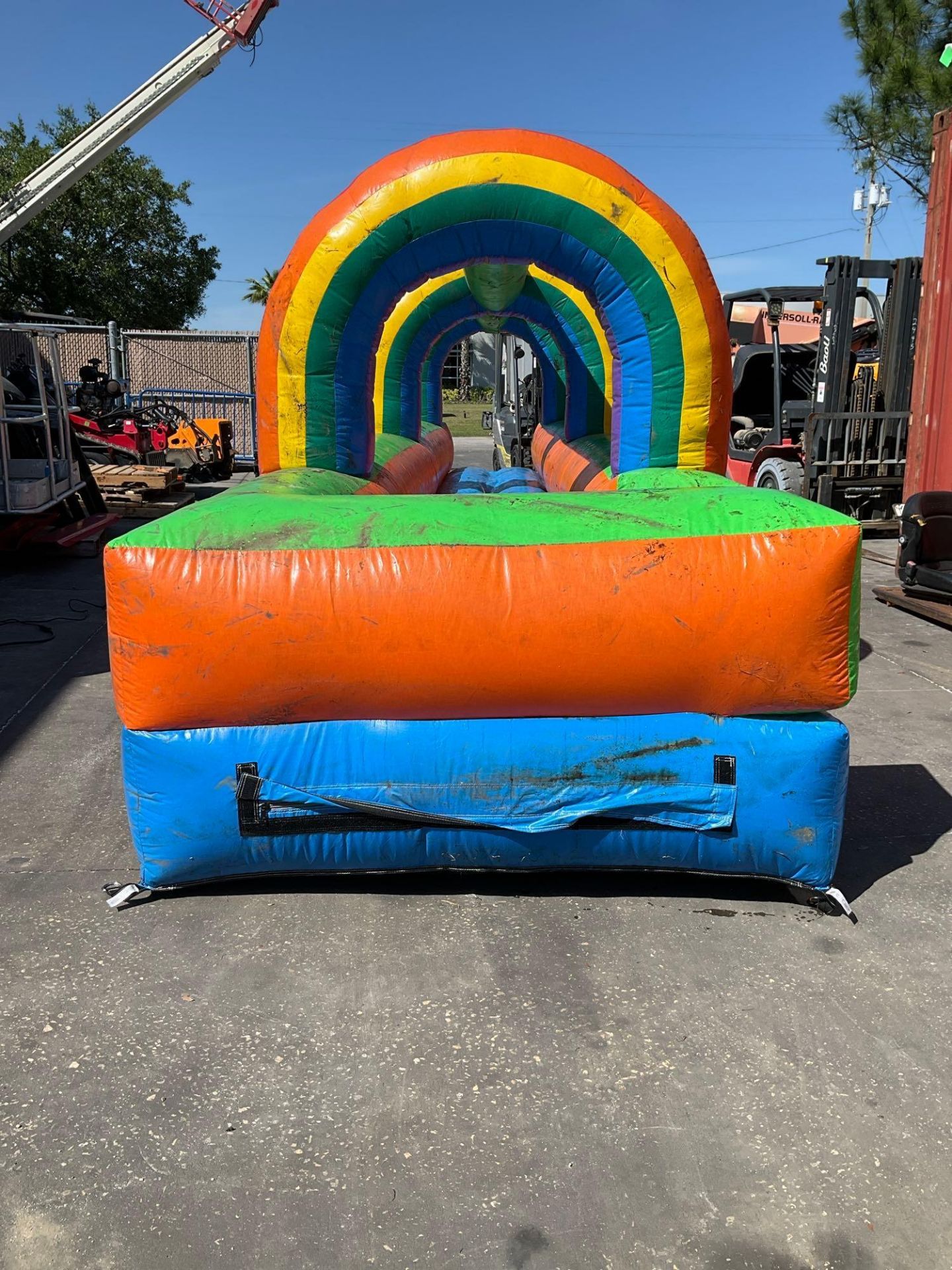 RAINBOW 25FT SLIP -N-SLIDE BOUNCE HOUSE WITH BLOWER - Image 5 of 11
