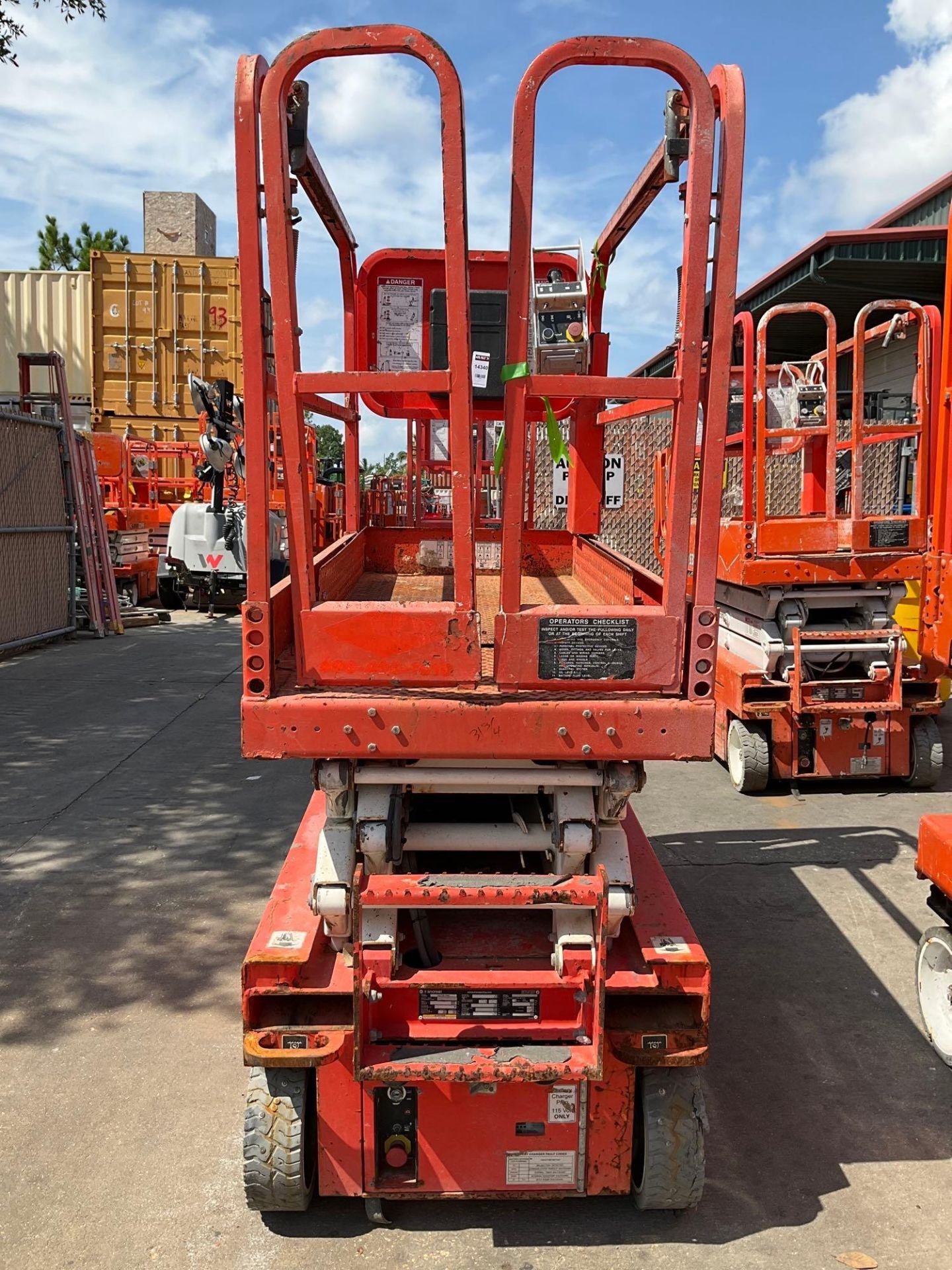 2014 SNORKEL SCISSOR LIFT MODEL S3219E ANSI , ELECTRIC, APPROX MAX PLATFORM HEIGHT 19FT, NON MARK... - Image 7 of 10