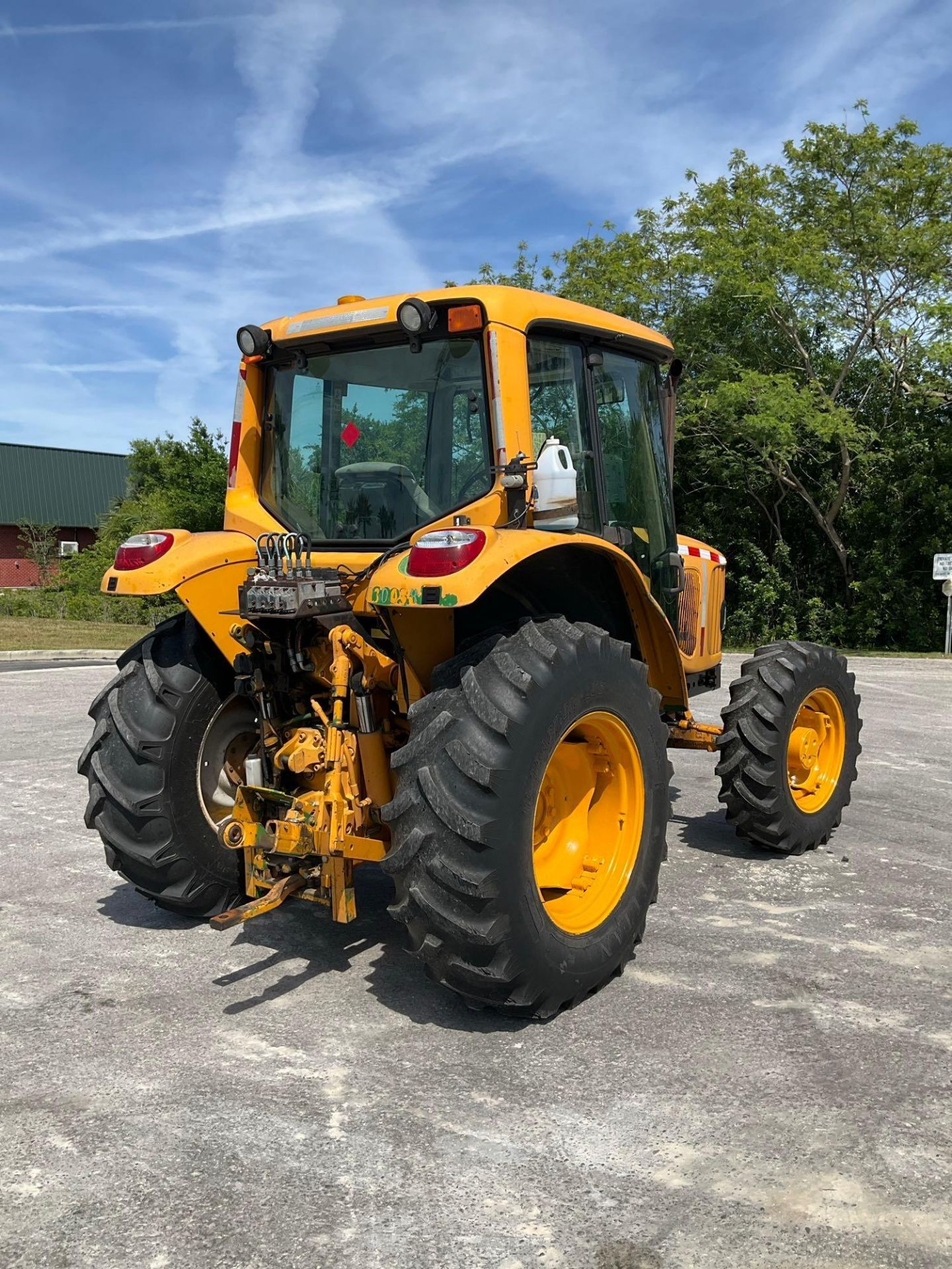 JOHN DEERE 6320 TRACTOR, DIESEL, ENCLOSED CAB, 4WD , COLD AC, RUNS & OPERATES - Image 3 of 17