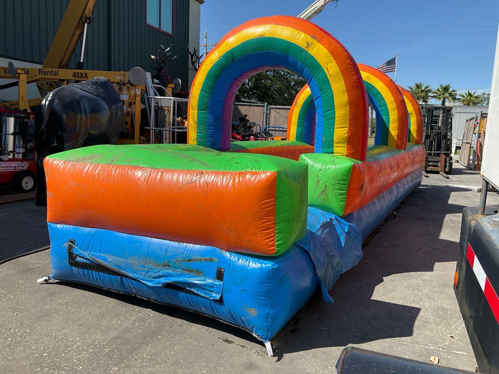 RAINBOW 25FT SLIP -N-SLIDE BOUNCE HOUSE WITH BLOWER - Image 4 of 11