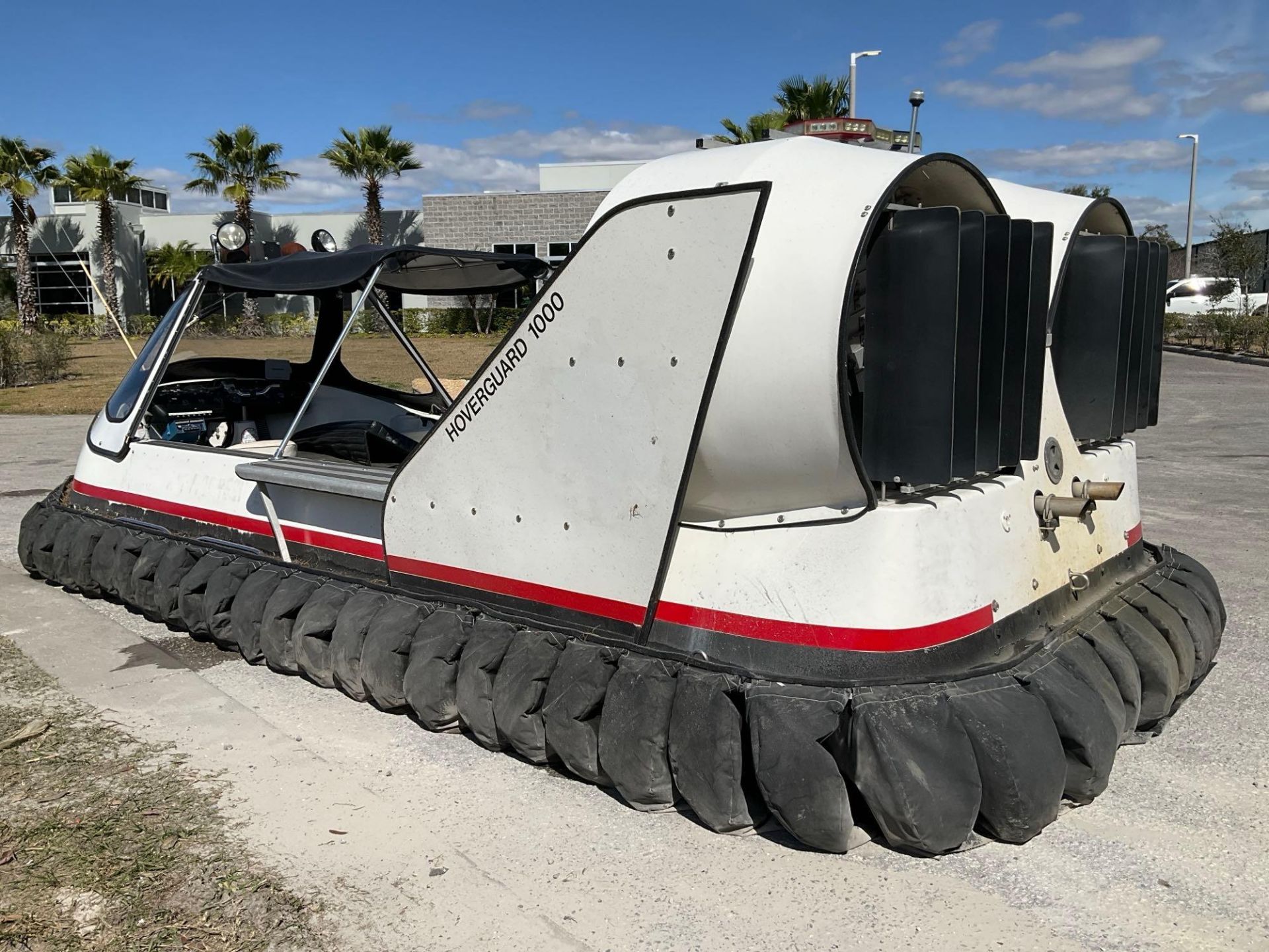 HOVERGUARD HOVERCRAFT W/TRAILER, HOVERTOUR 1000 MODEL 7900200, NEW BATTERY , 37 HRS SHOWING - Image 5 of 39