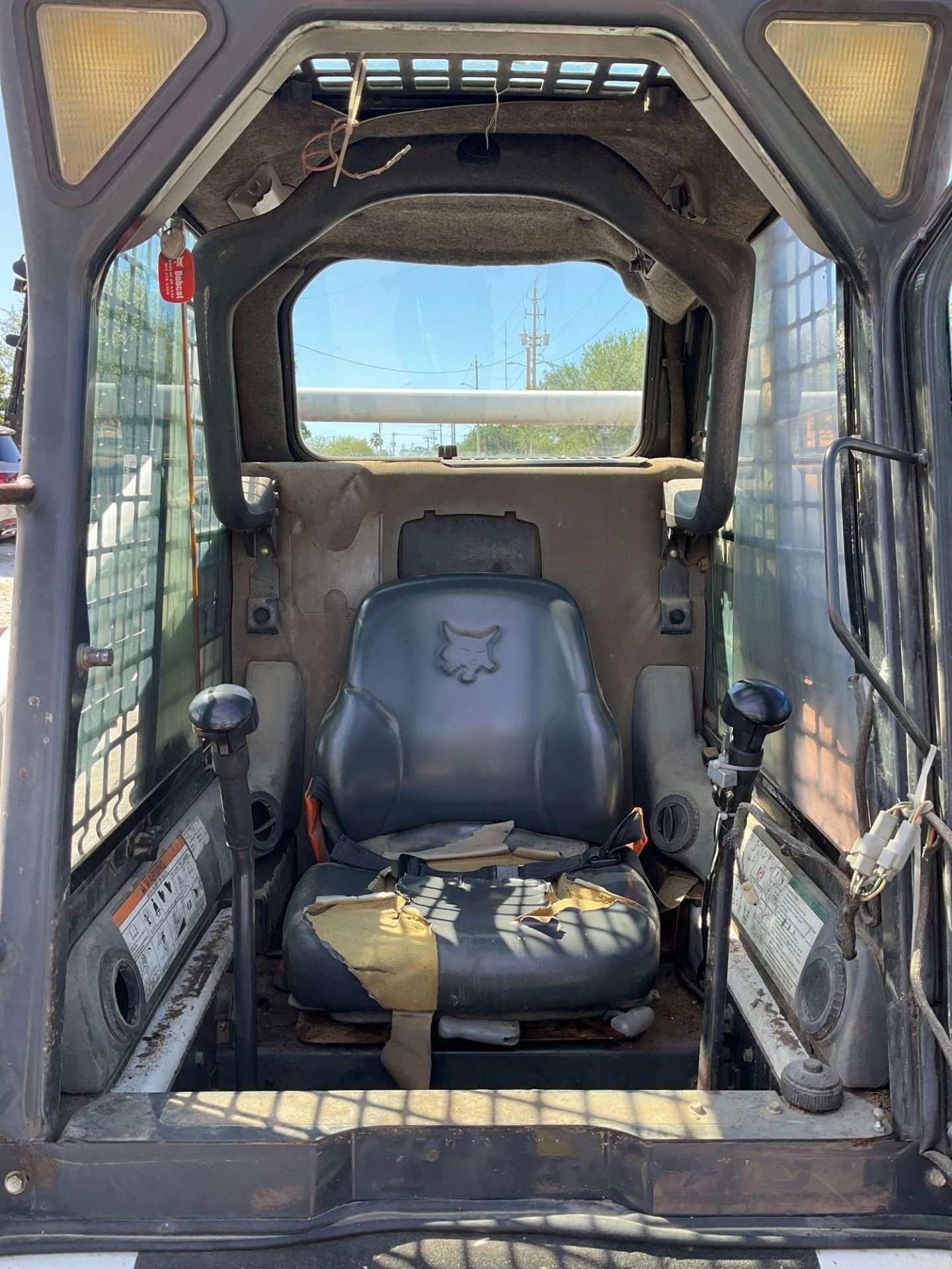 BOBCAT SKID STEER MODEL S175, DIESEL, ENCLOSED CAB, BUCKET APPROX 84", RUNS & OPERATES - Image 10 of 14