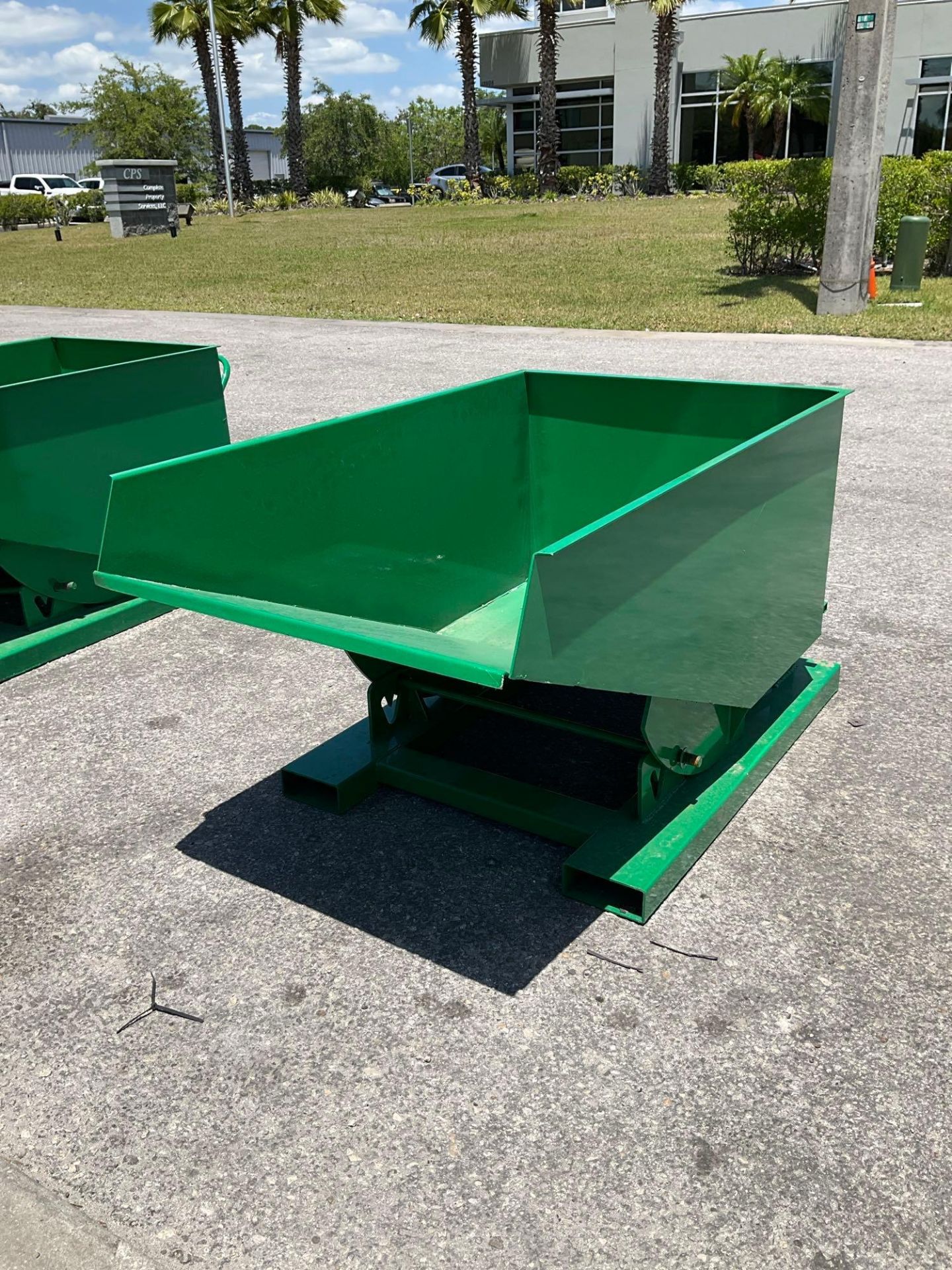 UNUSED... SMALL...SELF DUMPING HOPPER WITH FORK POCKETS - Image 7 of 8