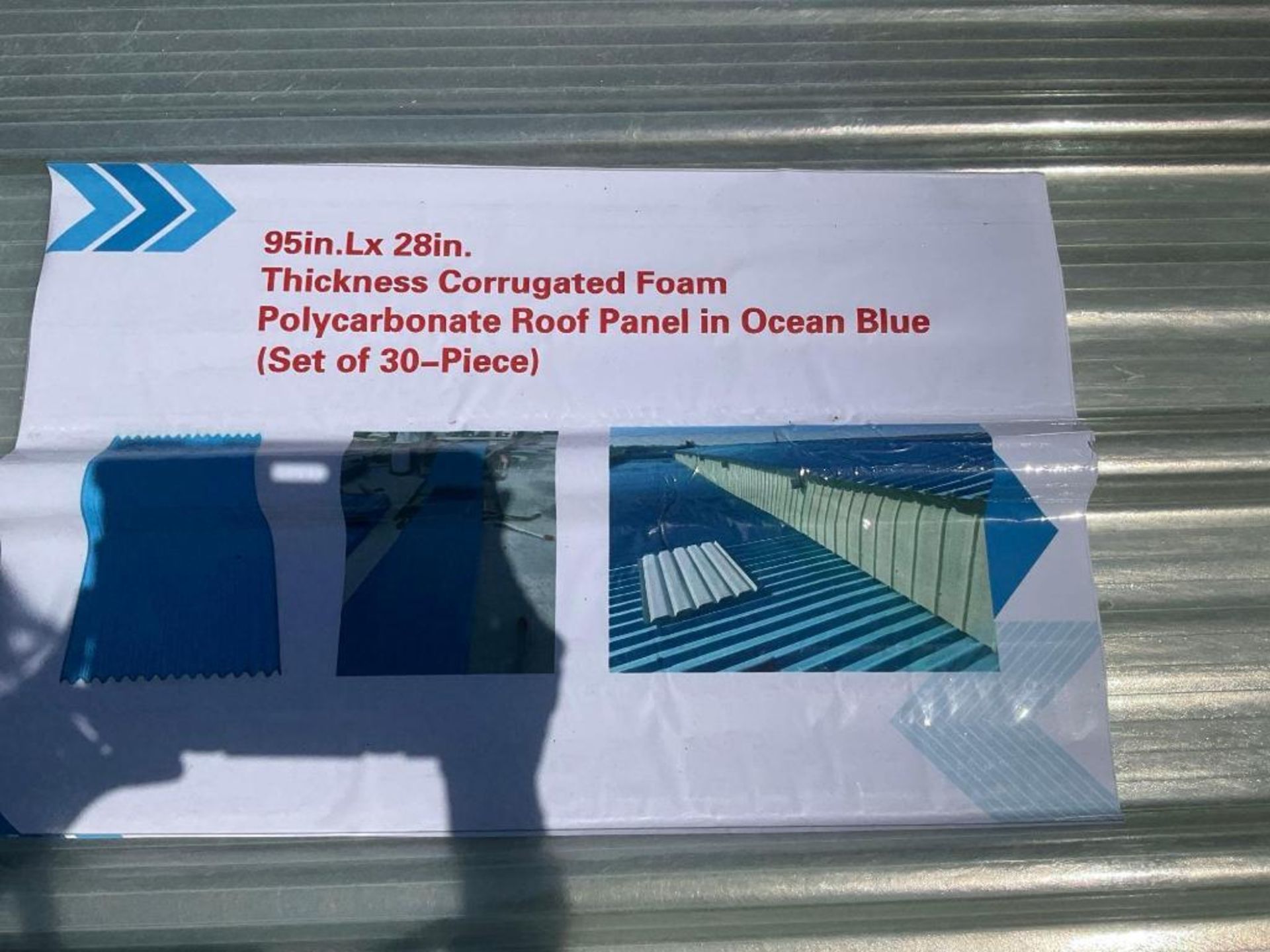 UNUSED POLYCARBONATE ROOF PANEL , THICKNESS CORRUGATED FOAM, APPROX 95" L x 28" , APPROX 30 PIECE - Bild 8 aus 8