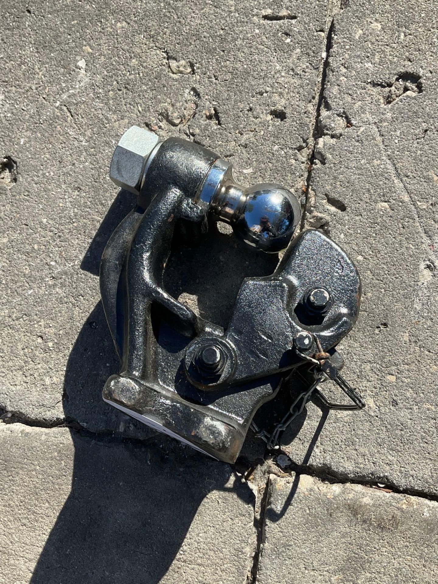 UNUSED PINTLE HITCH- BOLT ON - Image 4 of 4