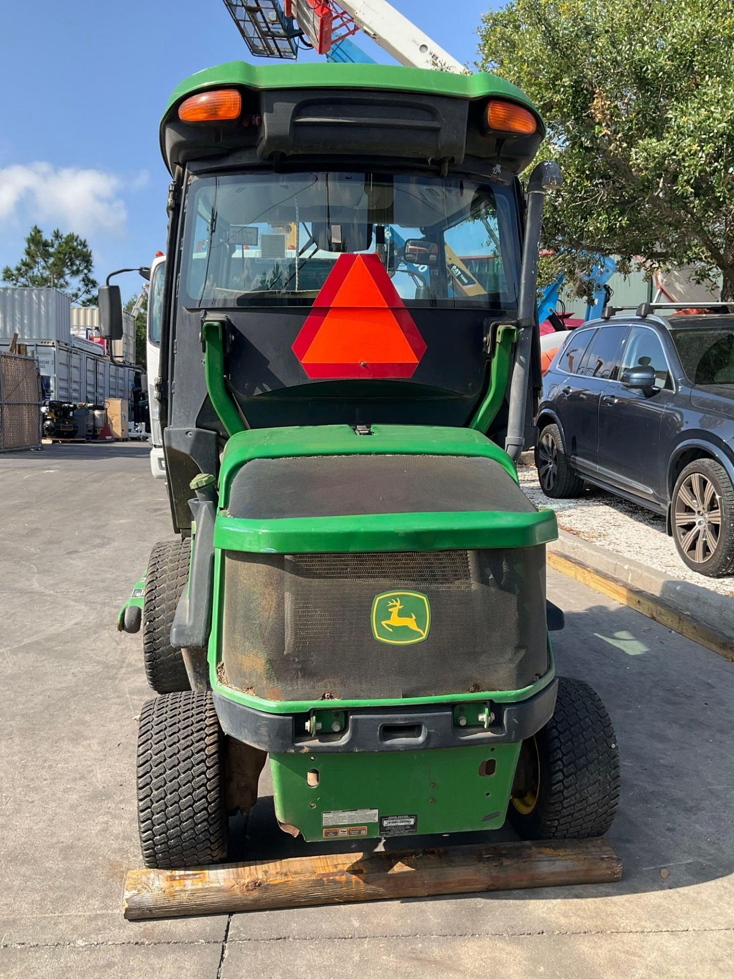 JOHN DEERE 1575 TERRAINCUT...MOWER, DIESEL, ENCLOSED CAB, 4WD, JOHN DEERE BUC10002 MD FASTBACK CO... - Bild 4 aus 18