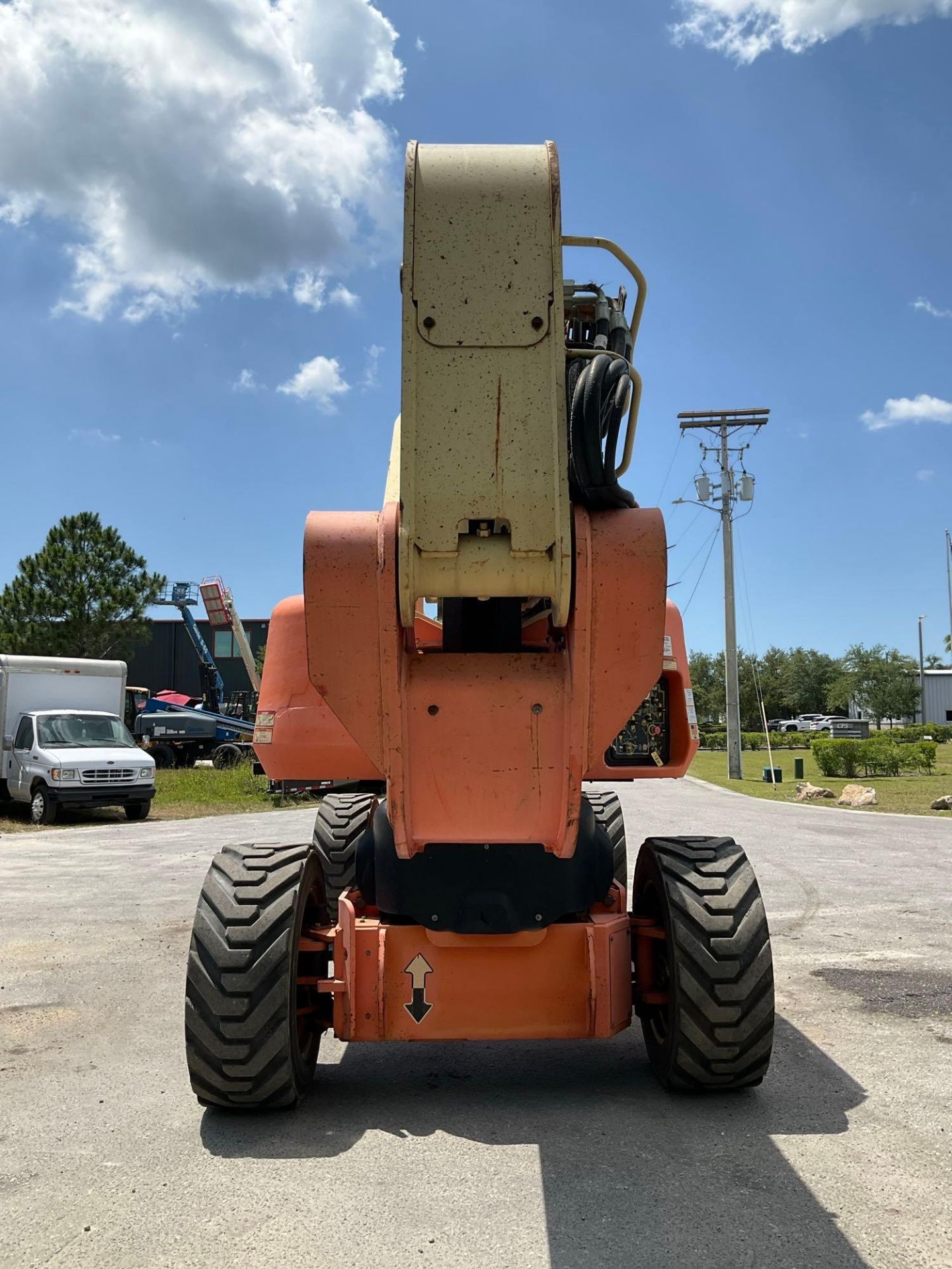 JLG QUIK STIK BOOM LIFT MODEL 1250AJP, DIESEL, MAX PLATFORM HEIGHT 125FT, RUNS & OPERATES... - Image 5 of 15