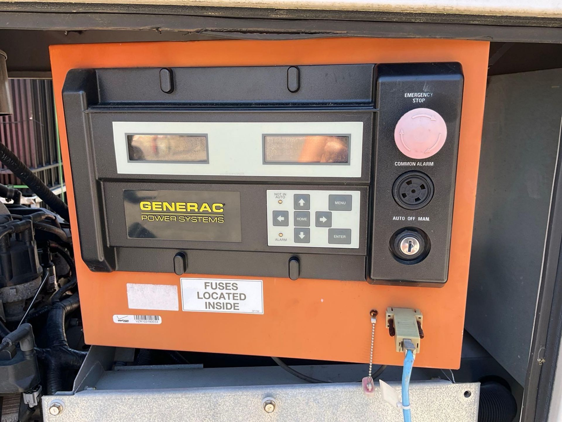 GENERAC 30KW GENERATOR , LP / NG POWER, LOW HRS SHOWING , RUNS AND OPERATES - Image 8 of 10