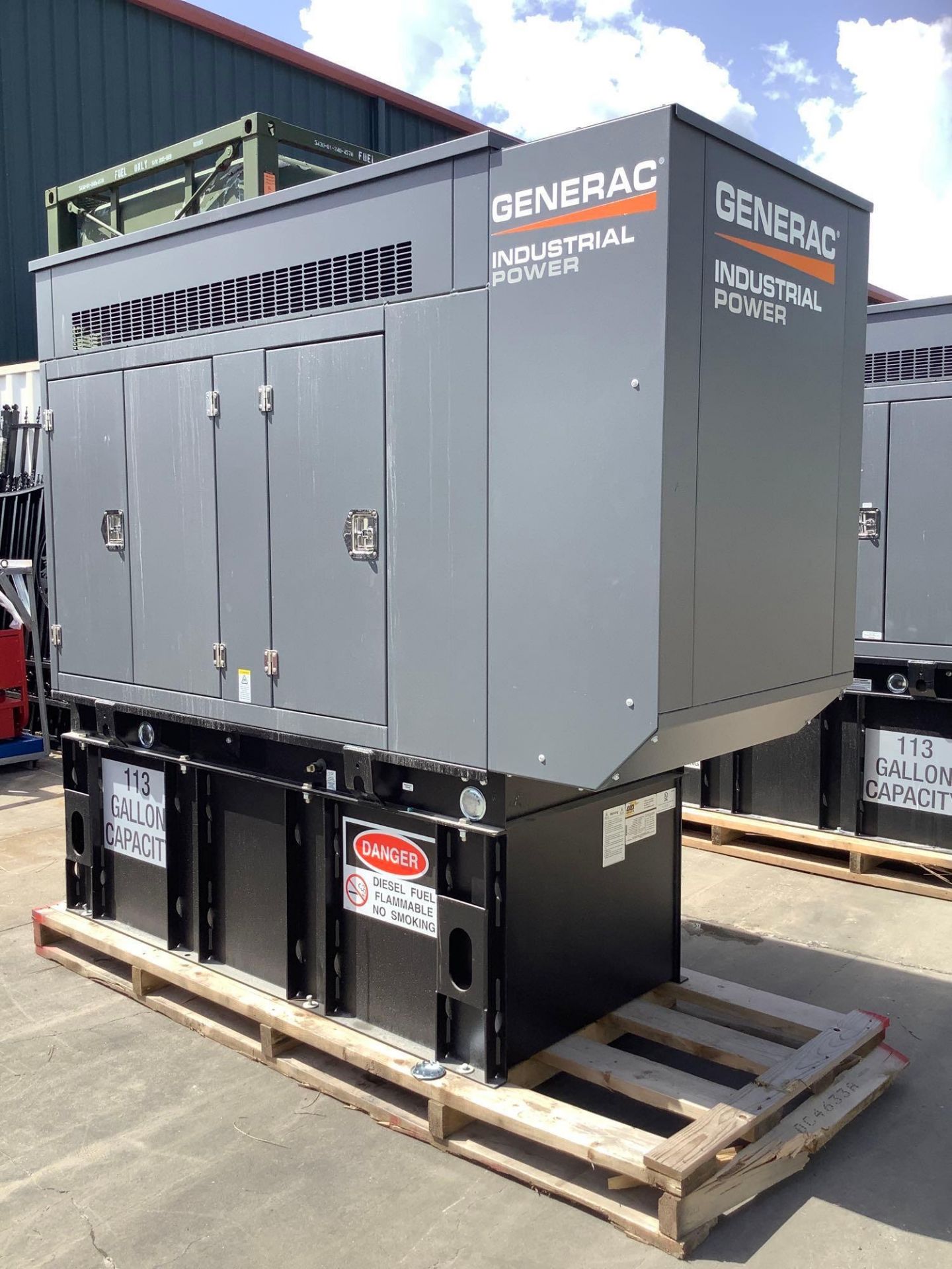 UNUSED GENERAC 10 KW DIESEL GENERATOR MODEL SD010, BACK-UP UNIT/NEVER BEEN USED, APPROX 60HZ, PHASE - Image 8 of 21